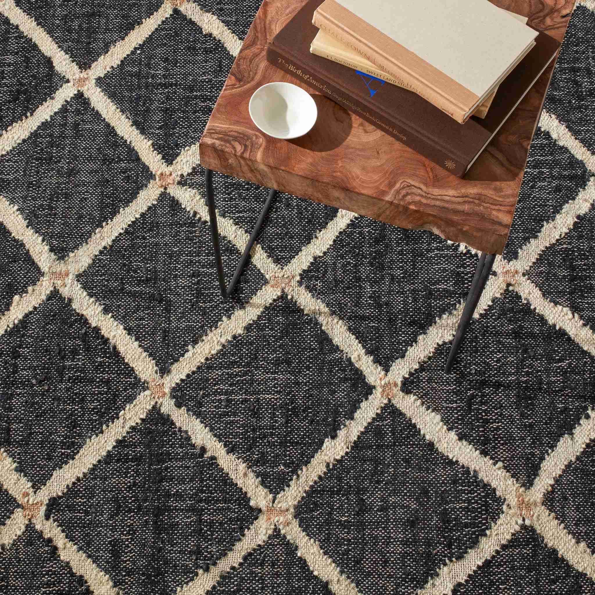 Kali Black Handwoven Jute Rug - Image 2