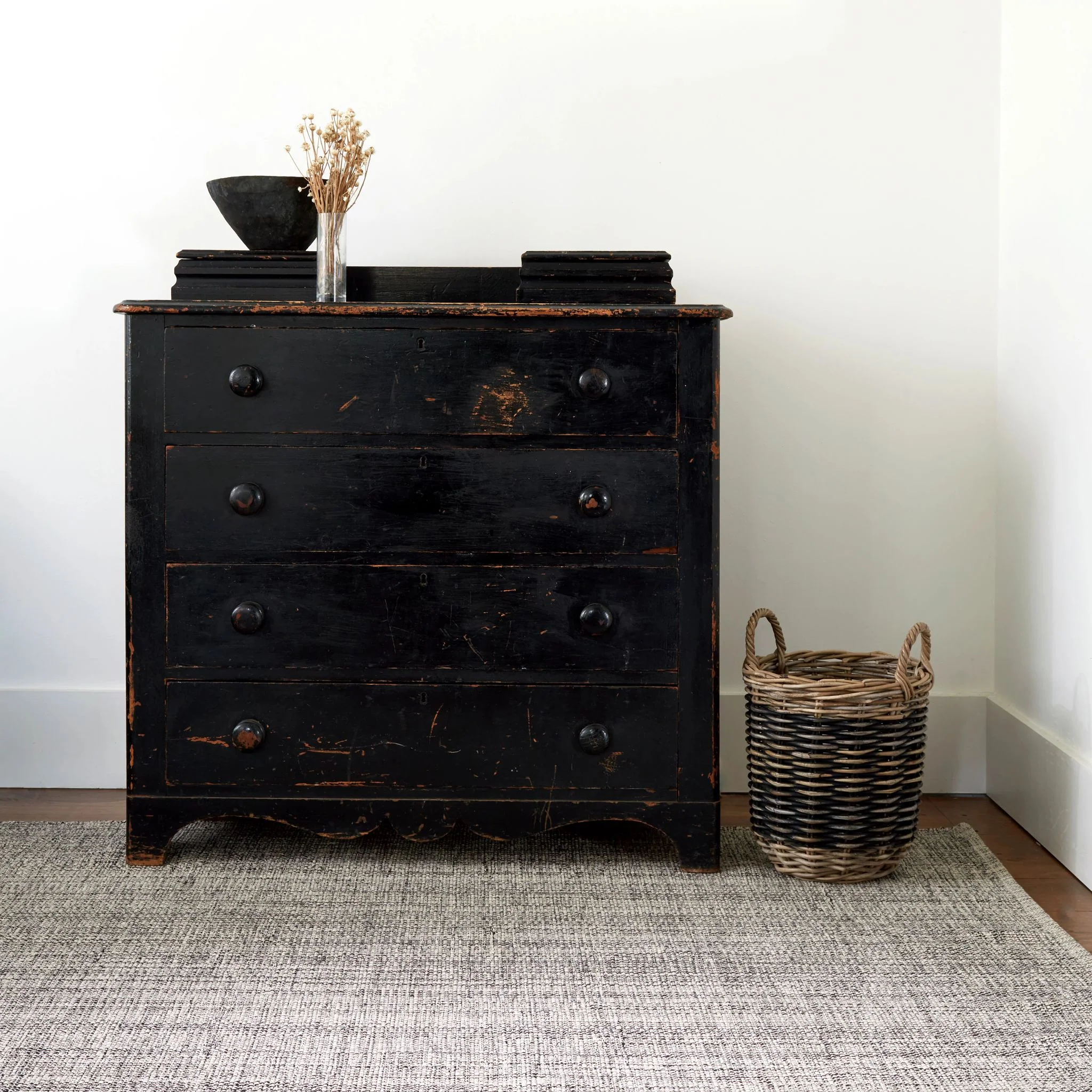 Marled Black Handwoven Cotton Rug - Image 3