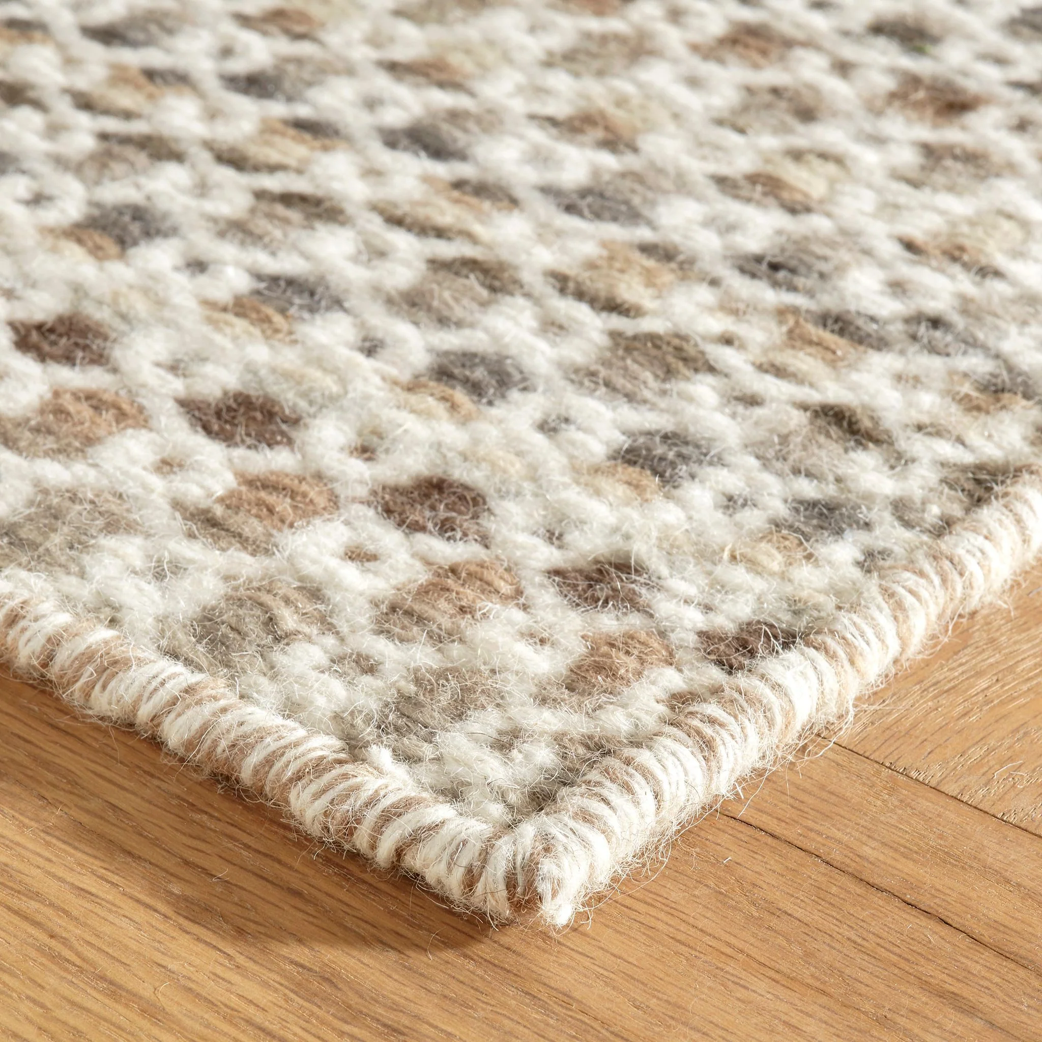Poppy Natural Handwoven Wool Rug - Image 3