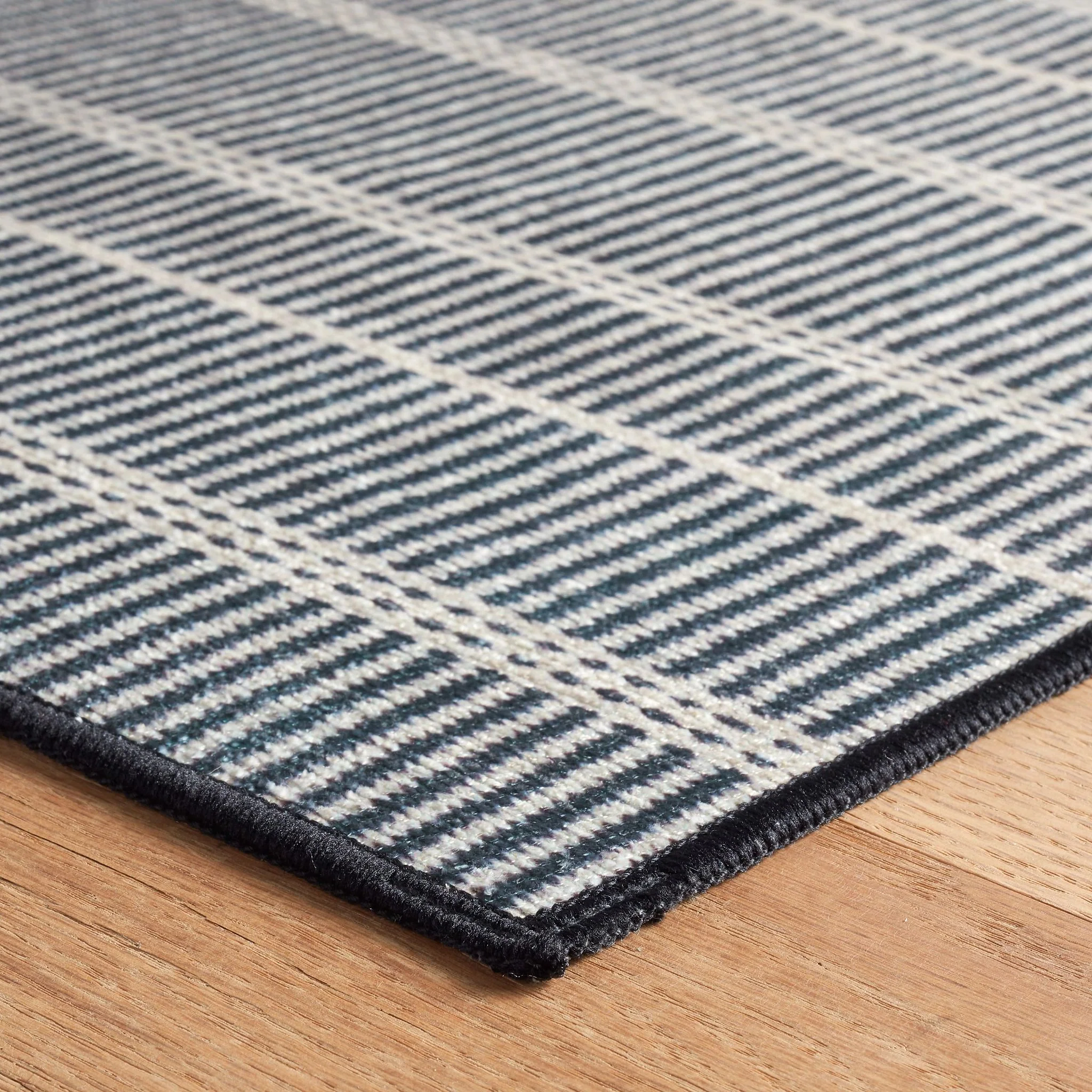 Samson Black Machine Washable Rug - Image 3