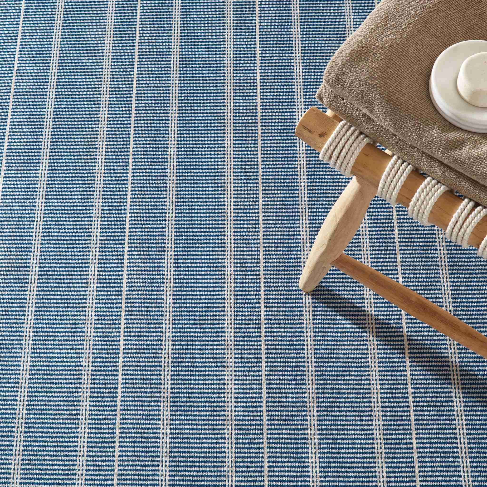 Samson Navy Machine Washable Rug - Image 2