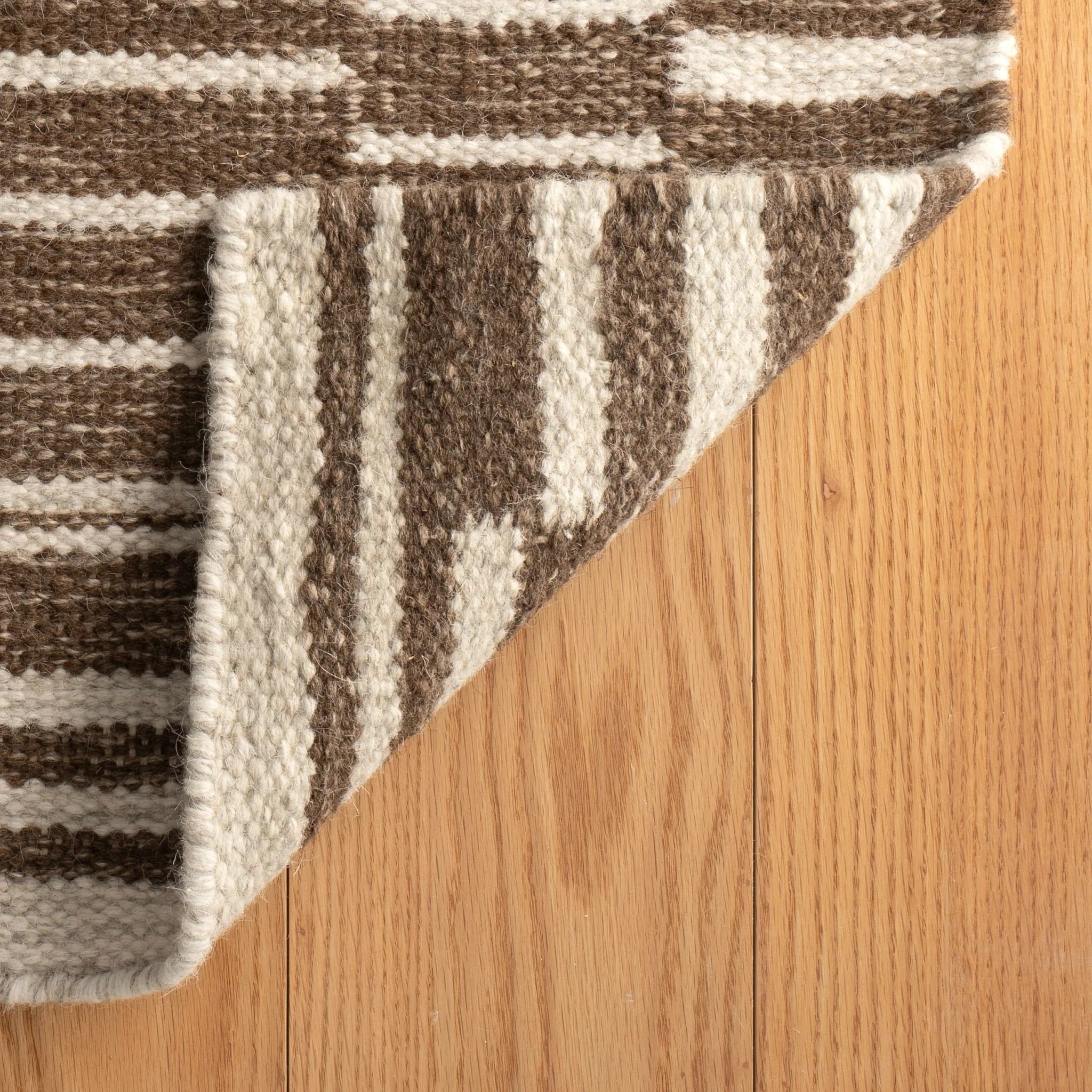 Heights Natural Handwoven Wool Rug - Image 3
