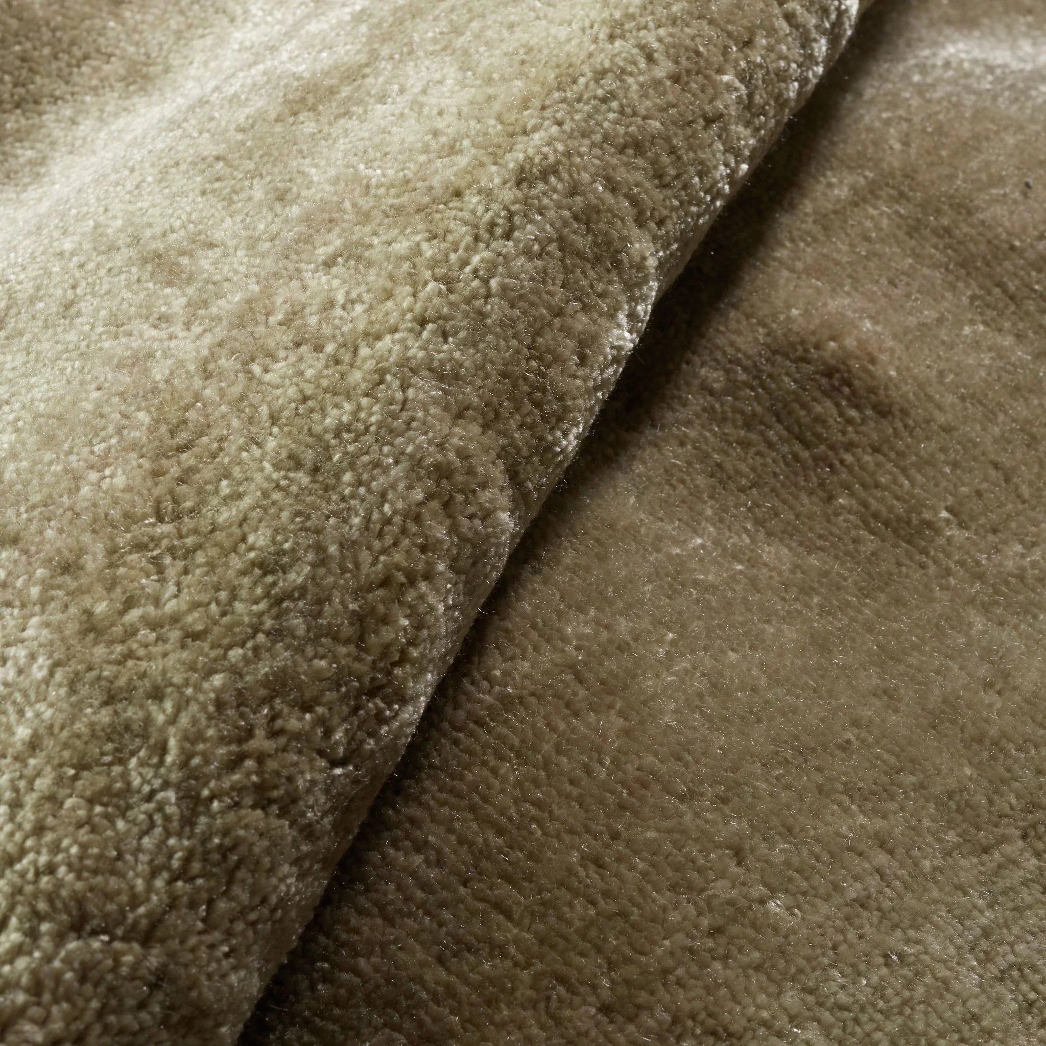 Hudson Kelp Hand Loom Knotted Rug - Image 3
