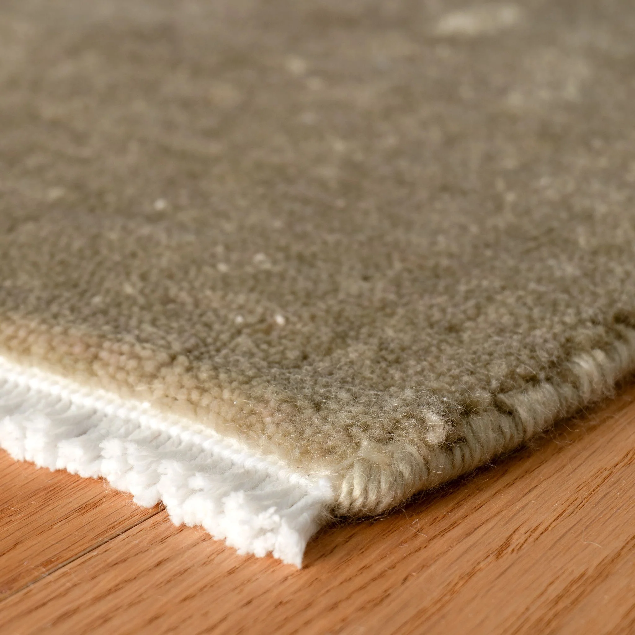 Hudson Kelp Hand Loom Knotted Rug - Image 2