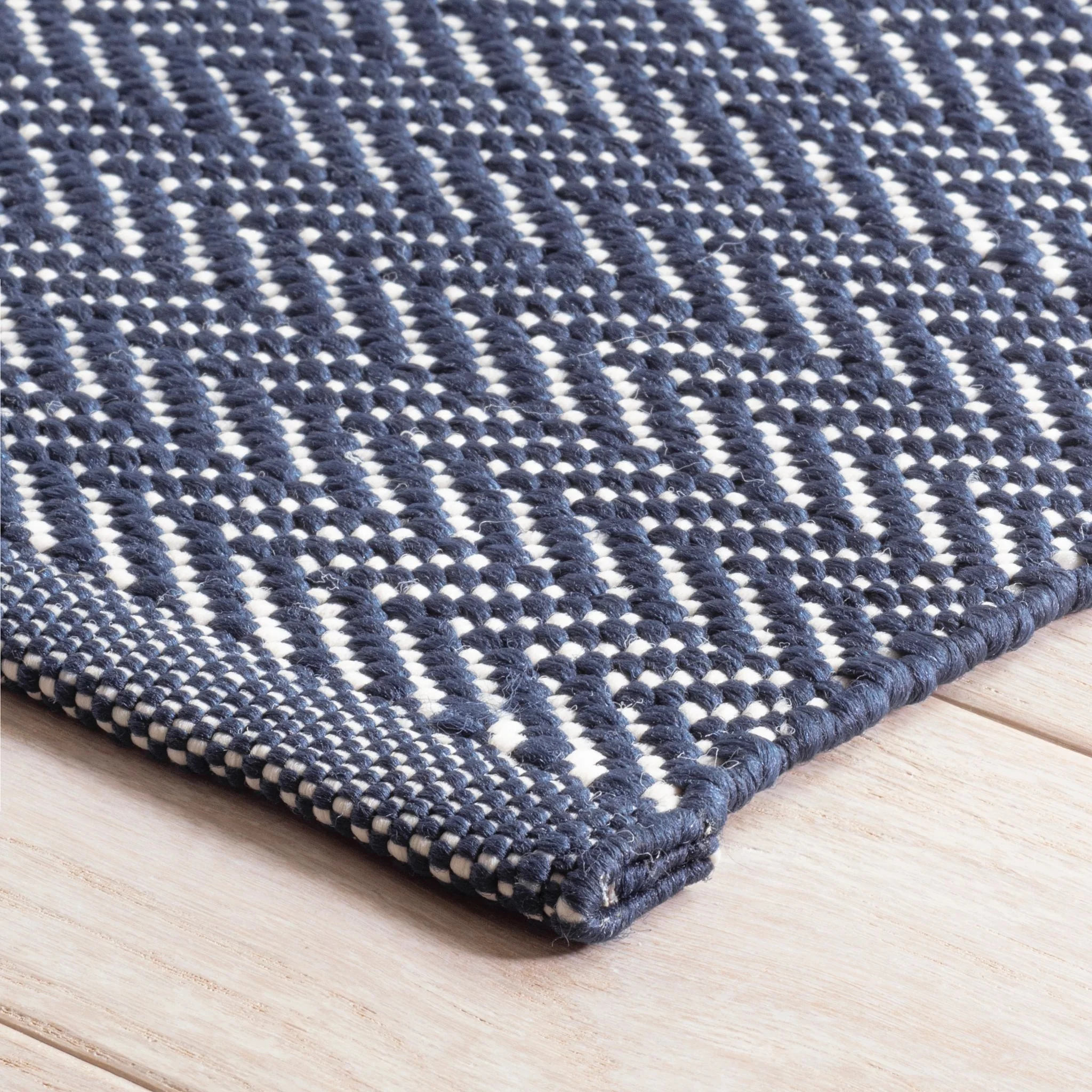 Herringbone Navy/Ivory Handwoven Indoor/Outdoor Rug - Image 3
