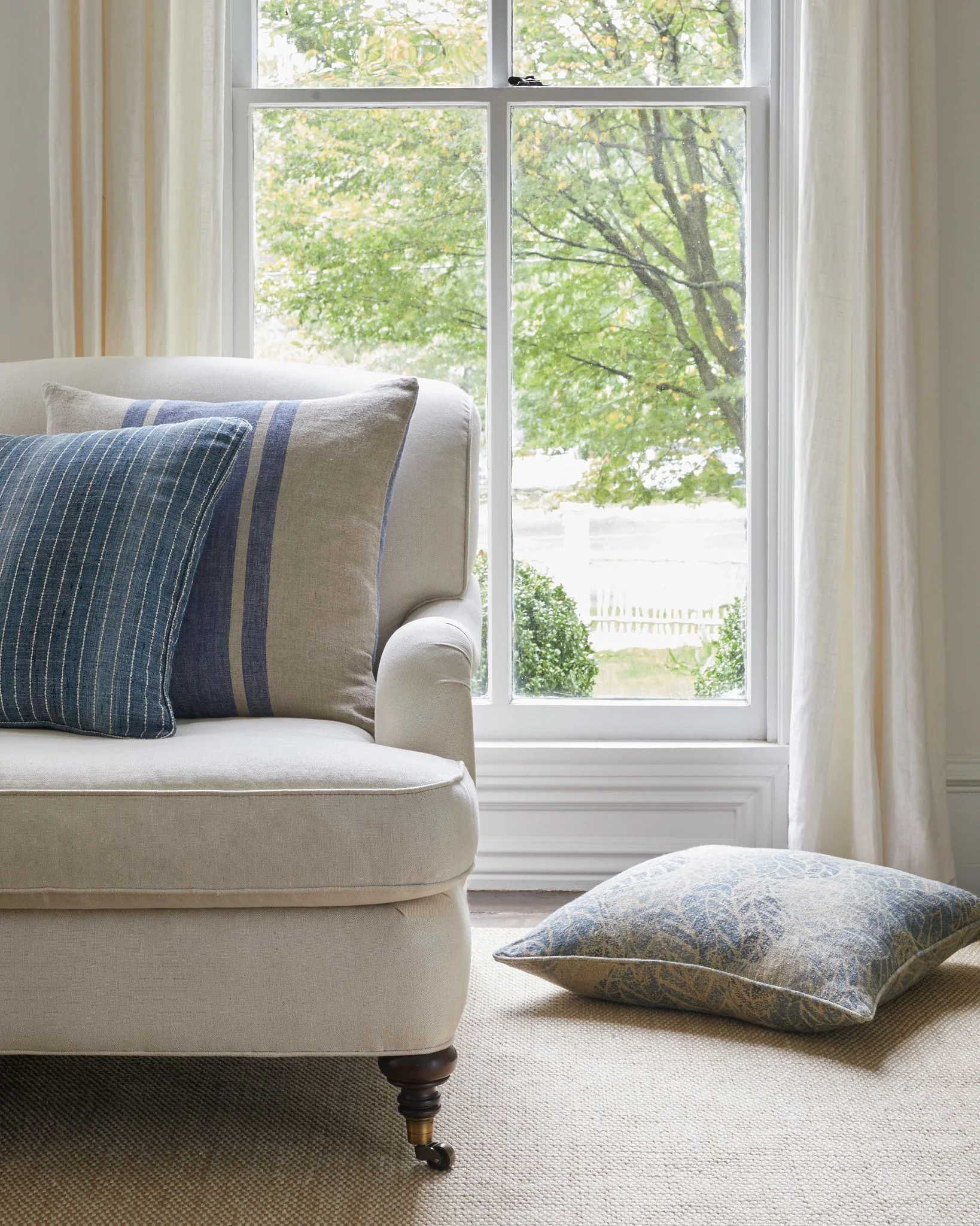 Pebble Natural Handwoven Performance Rug - Image 2