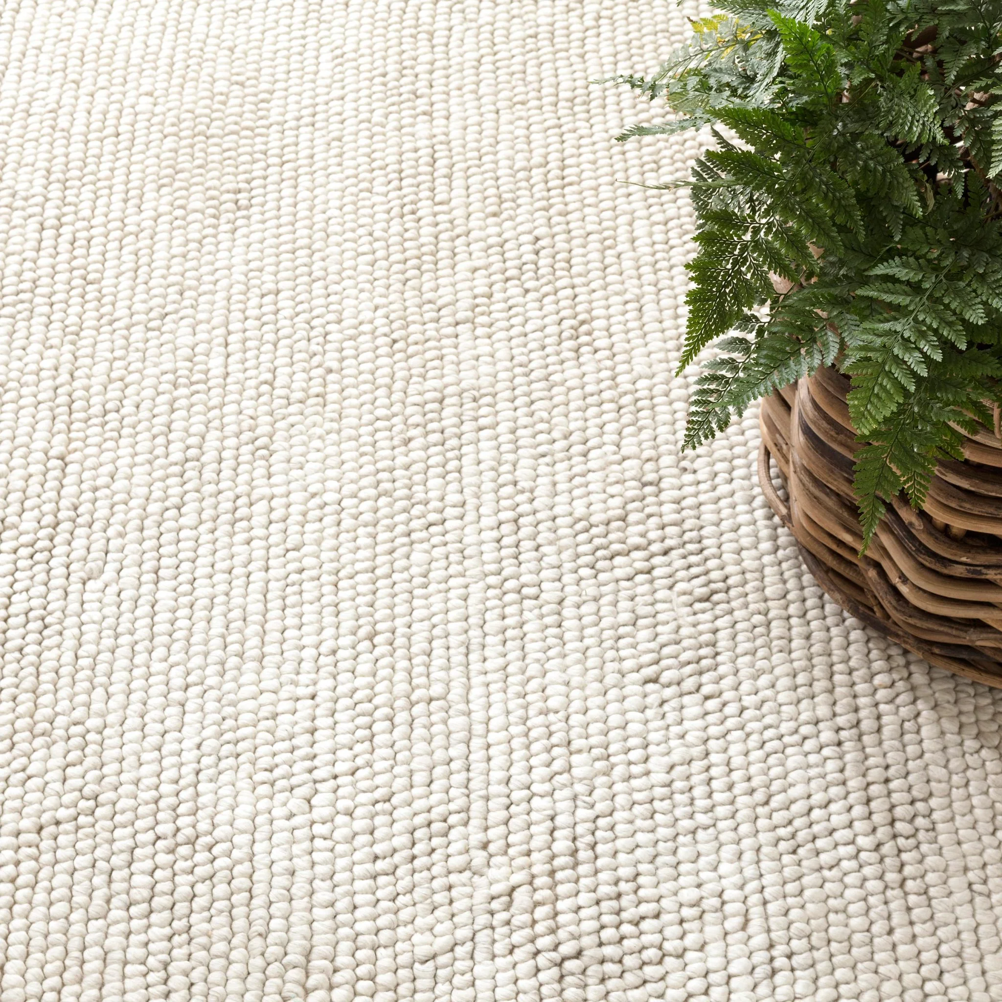 Niels Ivory Handwoven Wool/Viscose Rug - Image 2