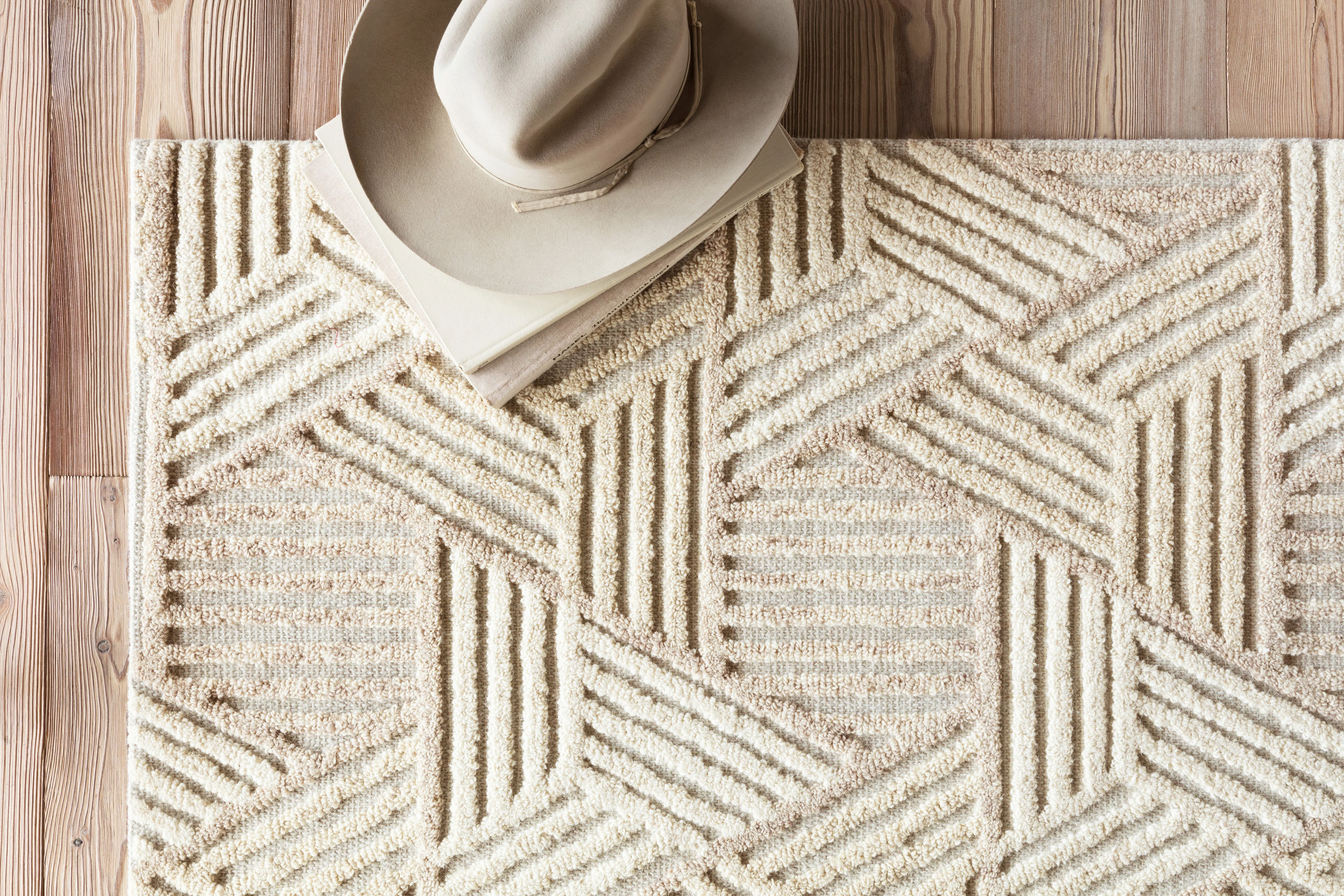 Ehren Oatmeal / Ivory Rug - Image 3
