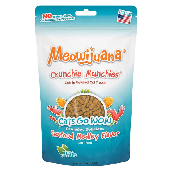 Meowijuana Crunchie Munchies Seafood Medley Flavor Catnip Treats 3oz - Image 1