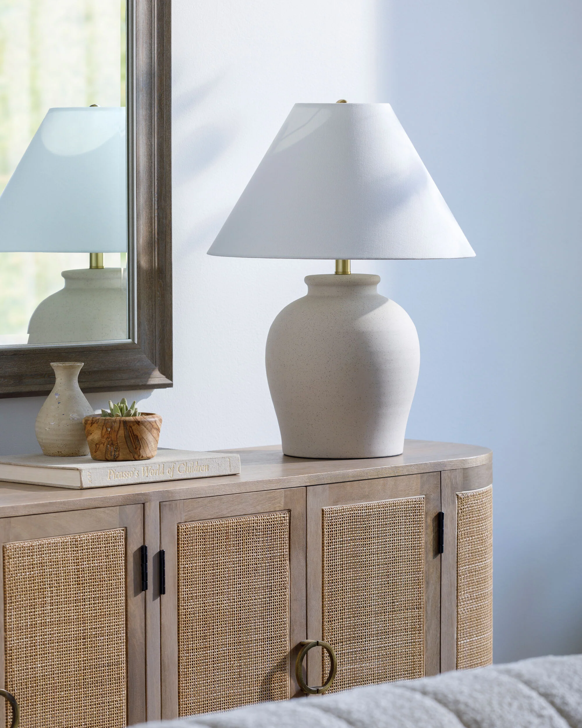 Glasgow Table Lamp - Image 2