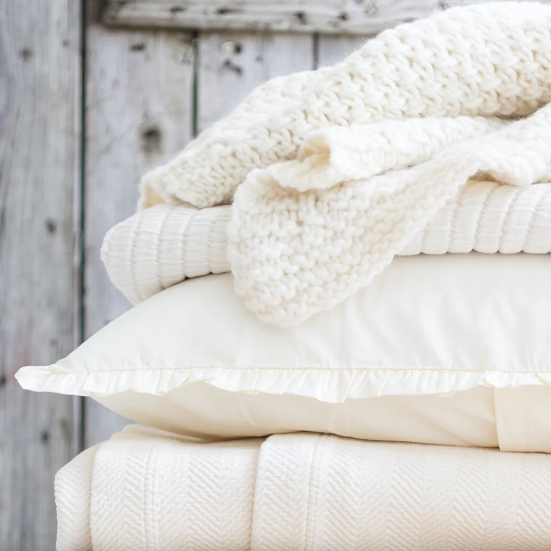 Suki Matelassé Coverlet - Image 2