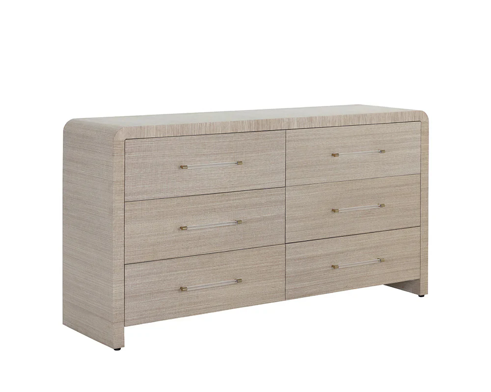 Allie Dresser - Image 1