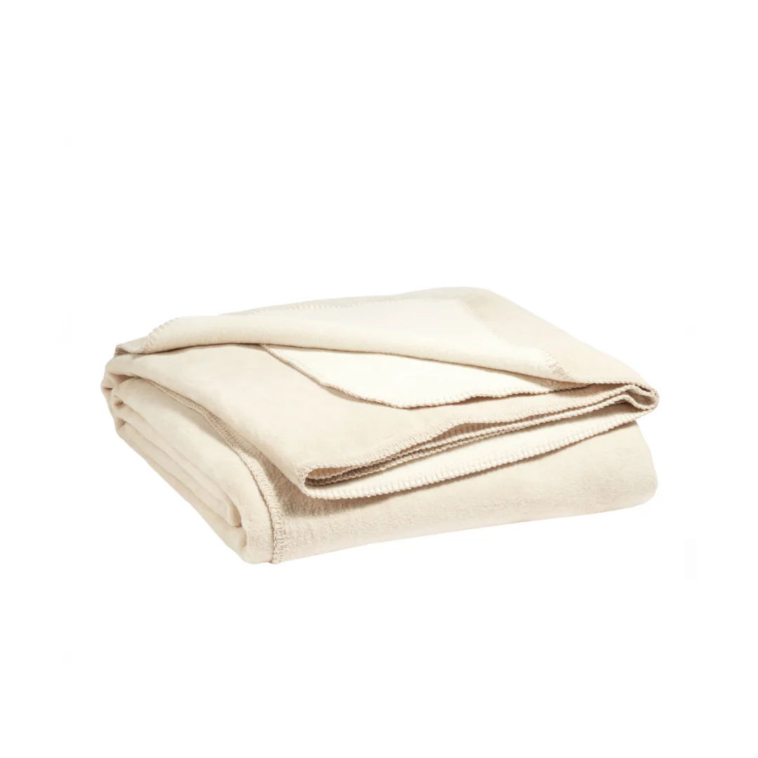 Holly Fleece Blanket, Natural - Image 2