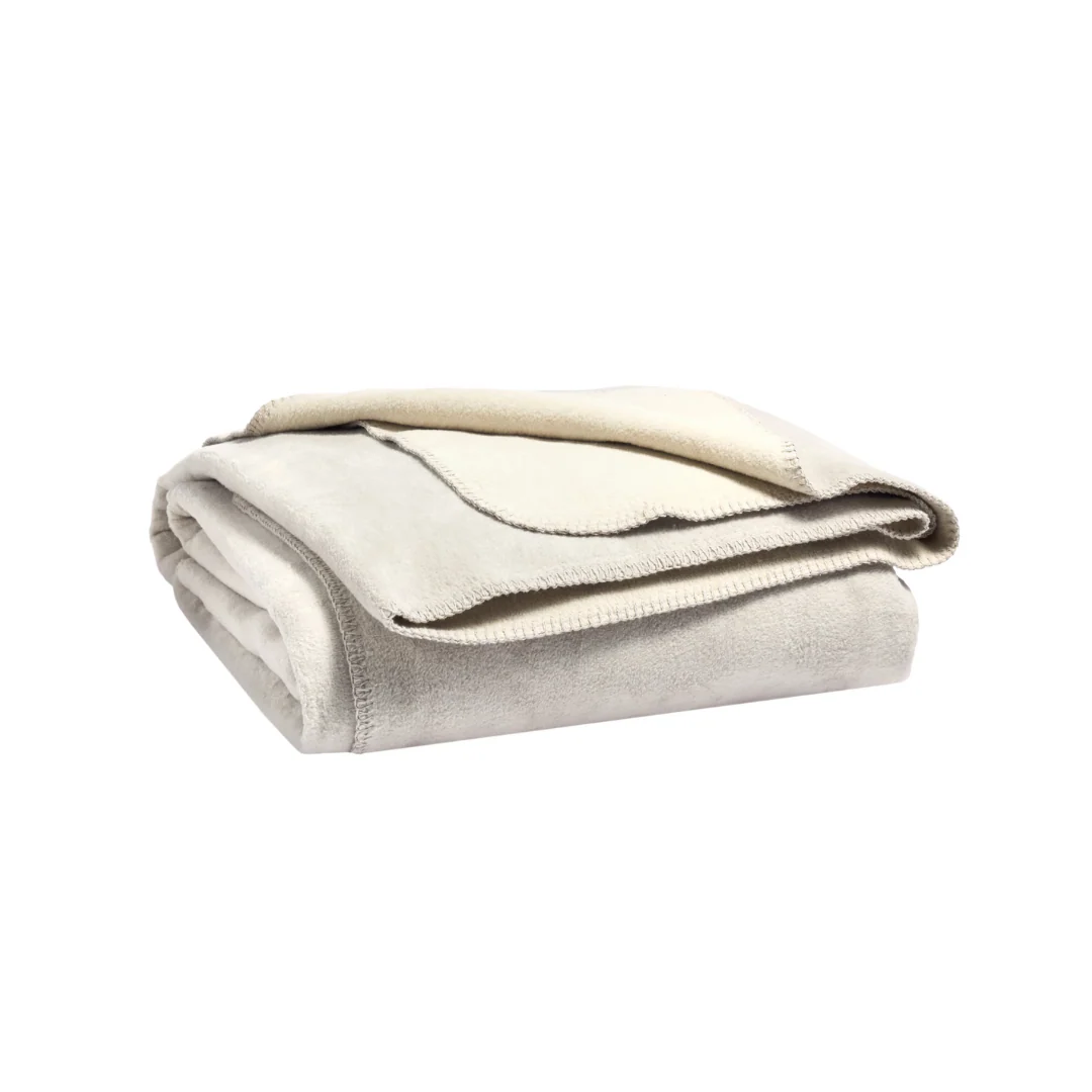 Holly Fleece Blanket, Grey - Image 2