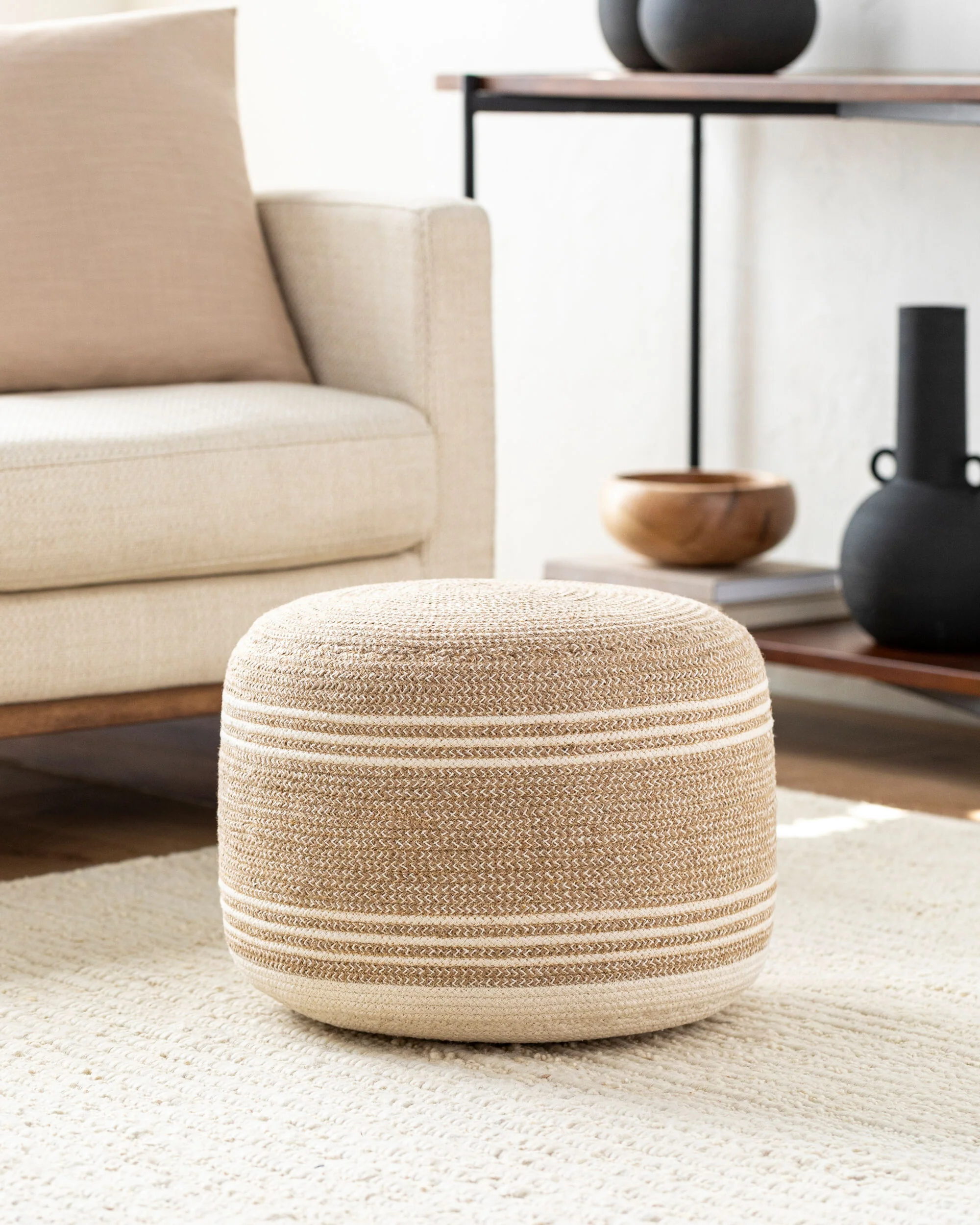 Frankfurt Pouf - Image 2