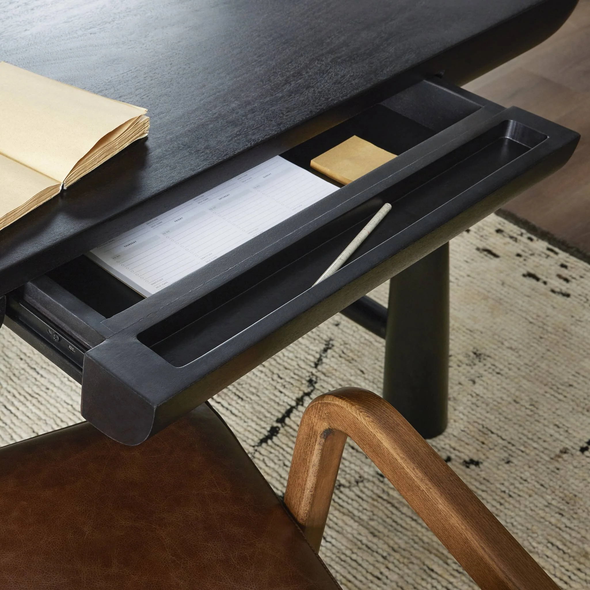 Rome Desk - Image 3