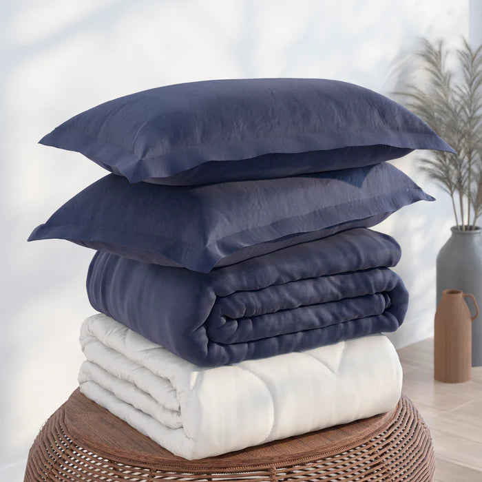MWCNDVNPS-Q-MN PureCare Med Weight with Soft Touch Duvet cover and Shams - Image 1