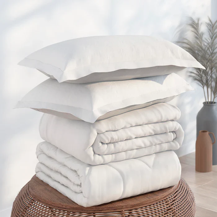 MWCNDVNPS-Q-WW PureCare Med Weight Duvet with Soft Touch Duvet Cover and Shams - Image 1