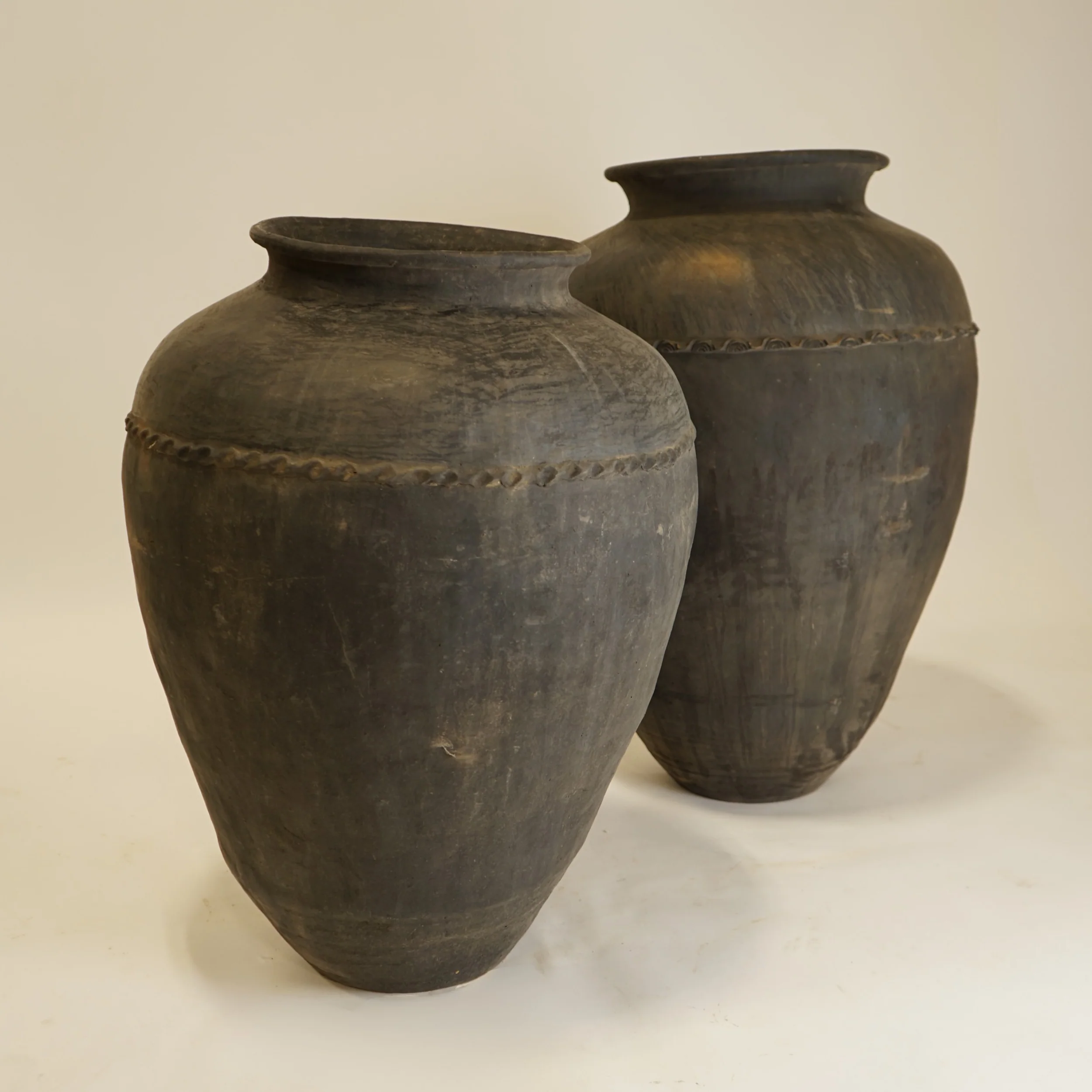 Joan Vintage Pot - Image 2