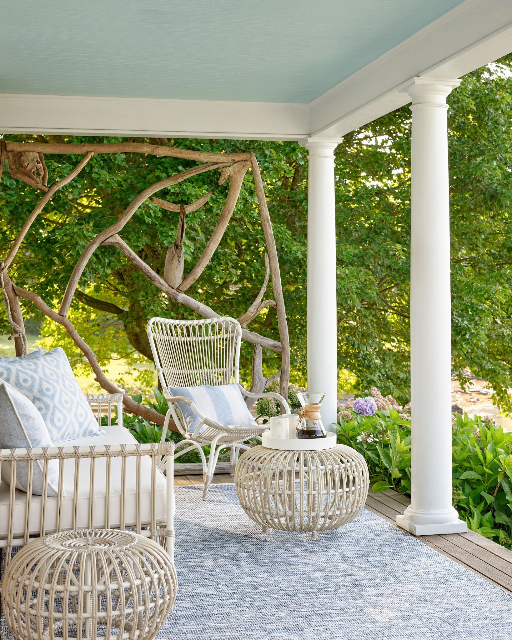 Tideline Navy Handwoven Indoor/Outdoor Rug - Image 3