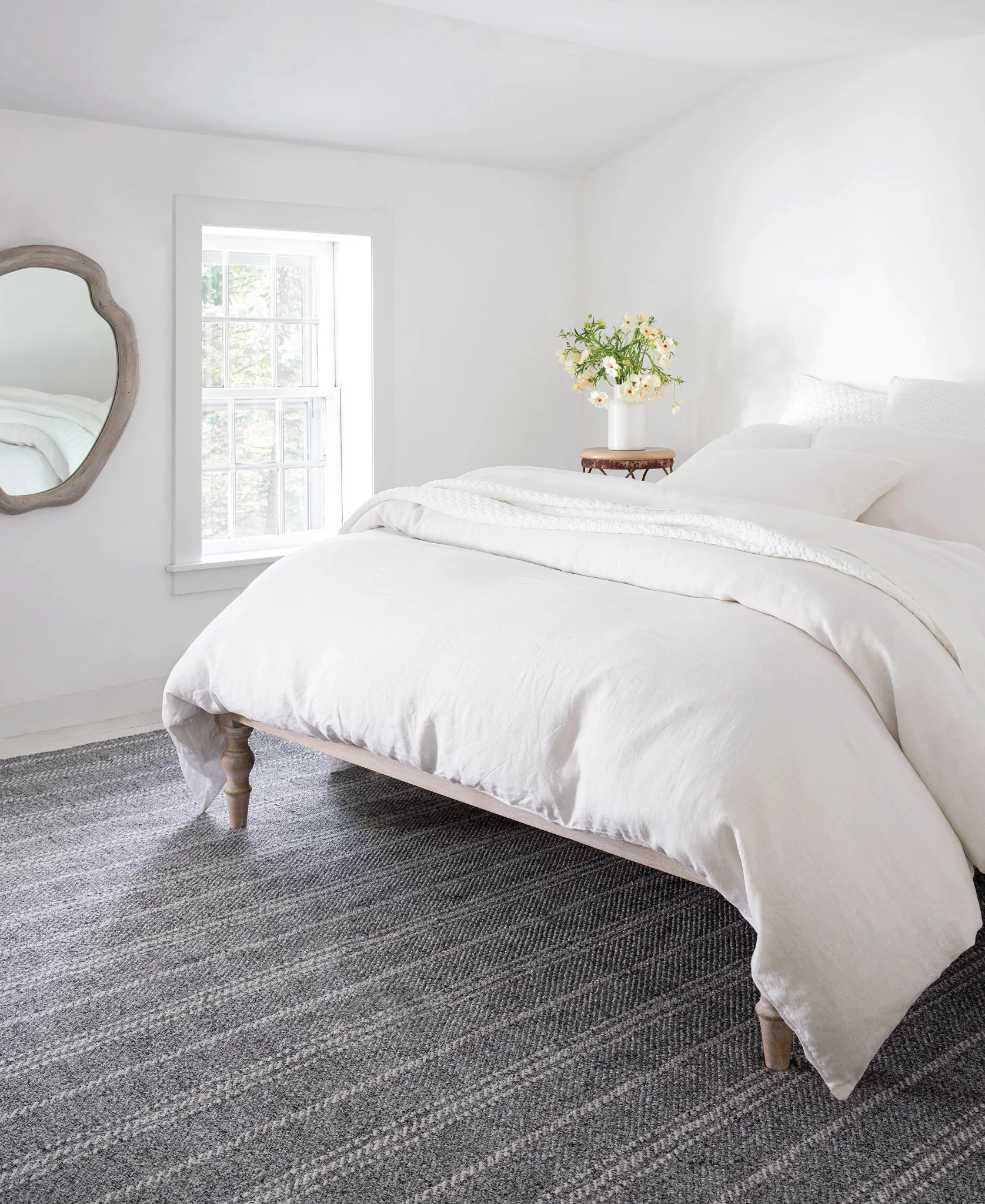 Melange Stripe Grey/Ivory Handwoven Indoor/Outdoor Rug - Image 3