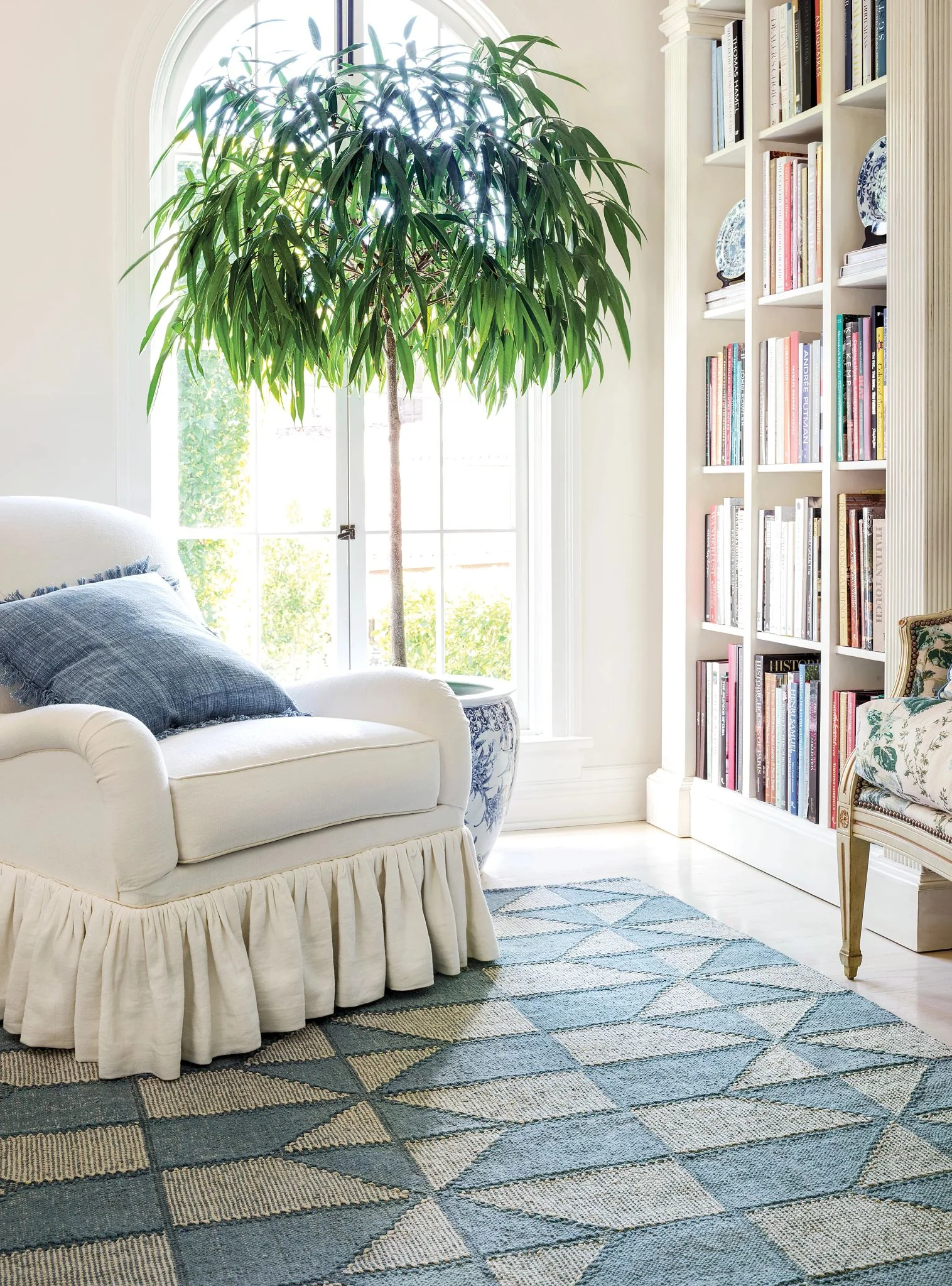 Ojai Blue Hand Loom Knotted Cotton Rug - Image 3