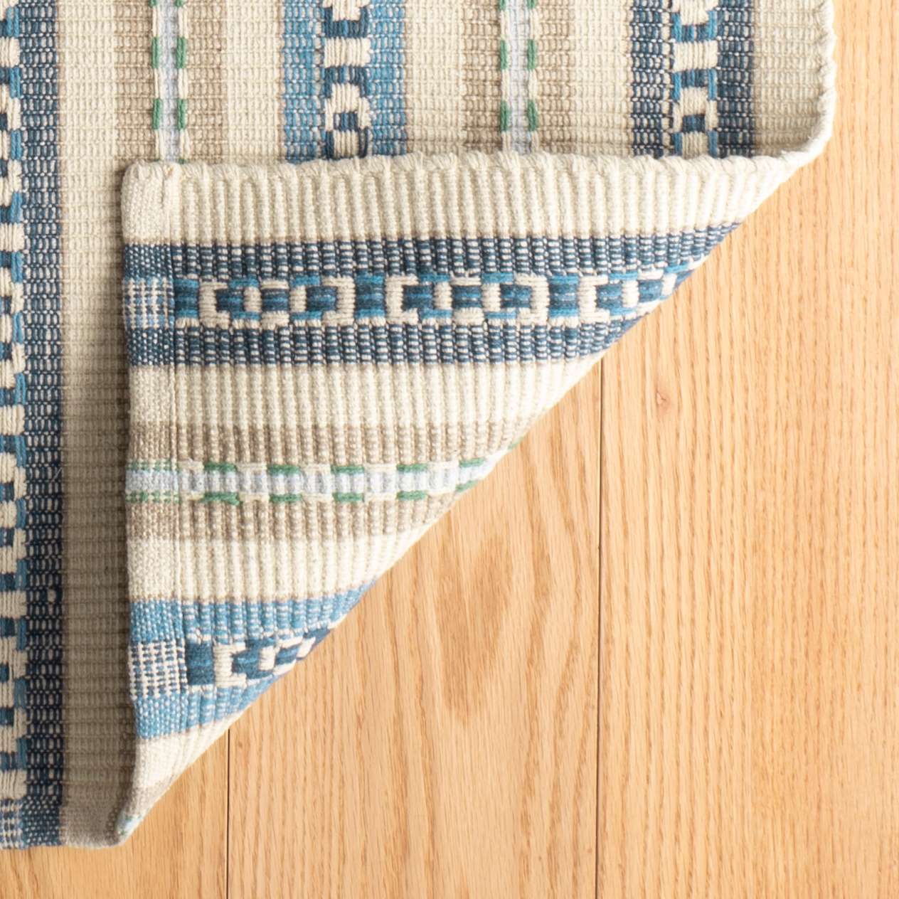 Long Slade Indigo Handwoven Cotton Rug - Image 3