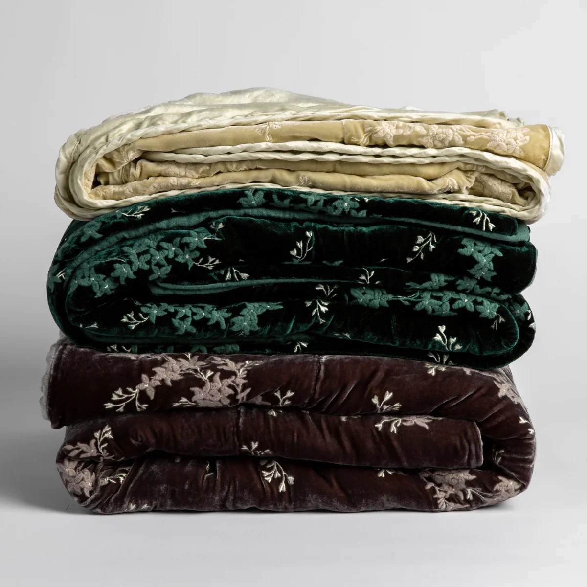 Lynette Bed Blanket - Image 2