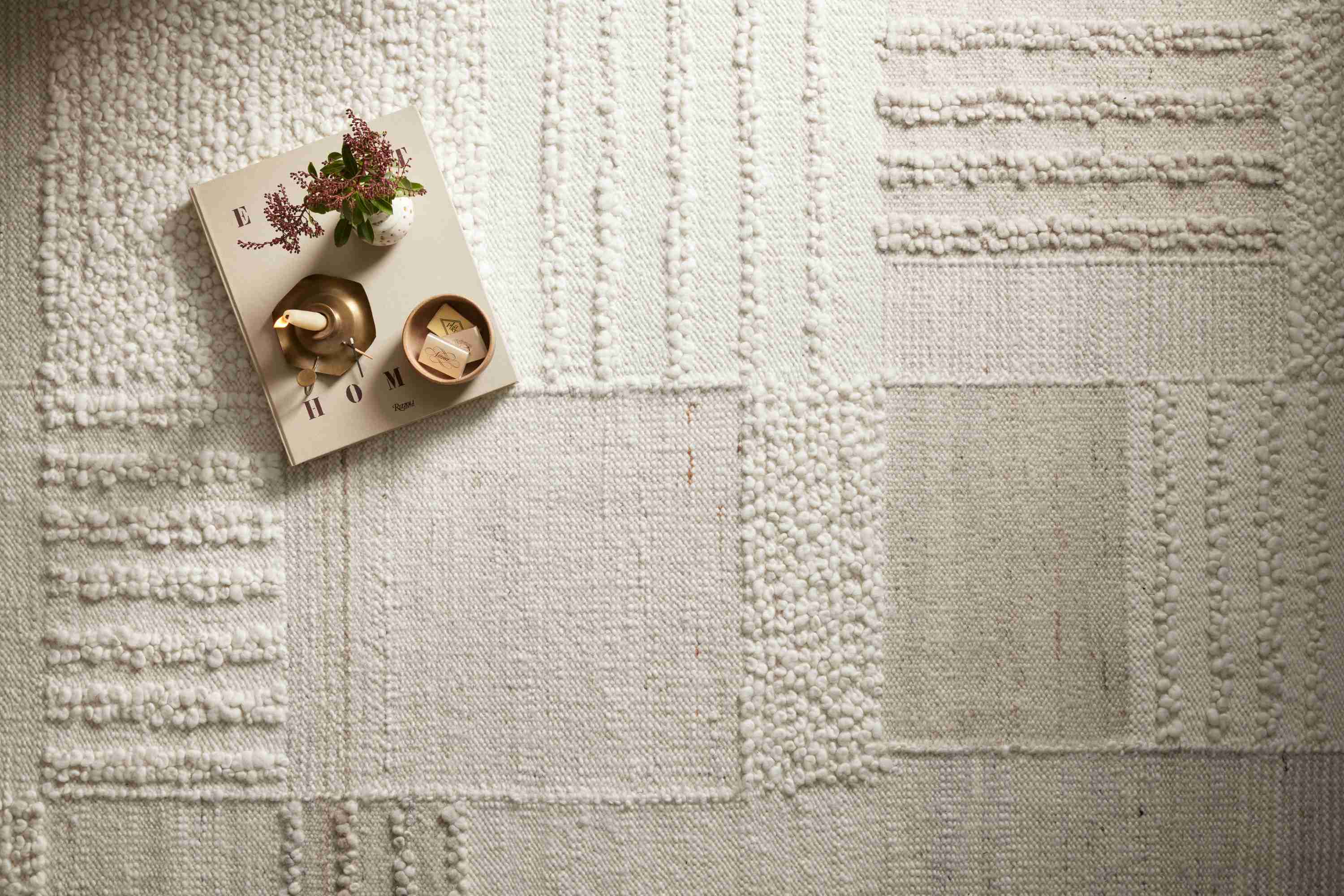 Manfred Ivory / Pebble Rug - Image 3