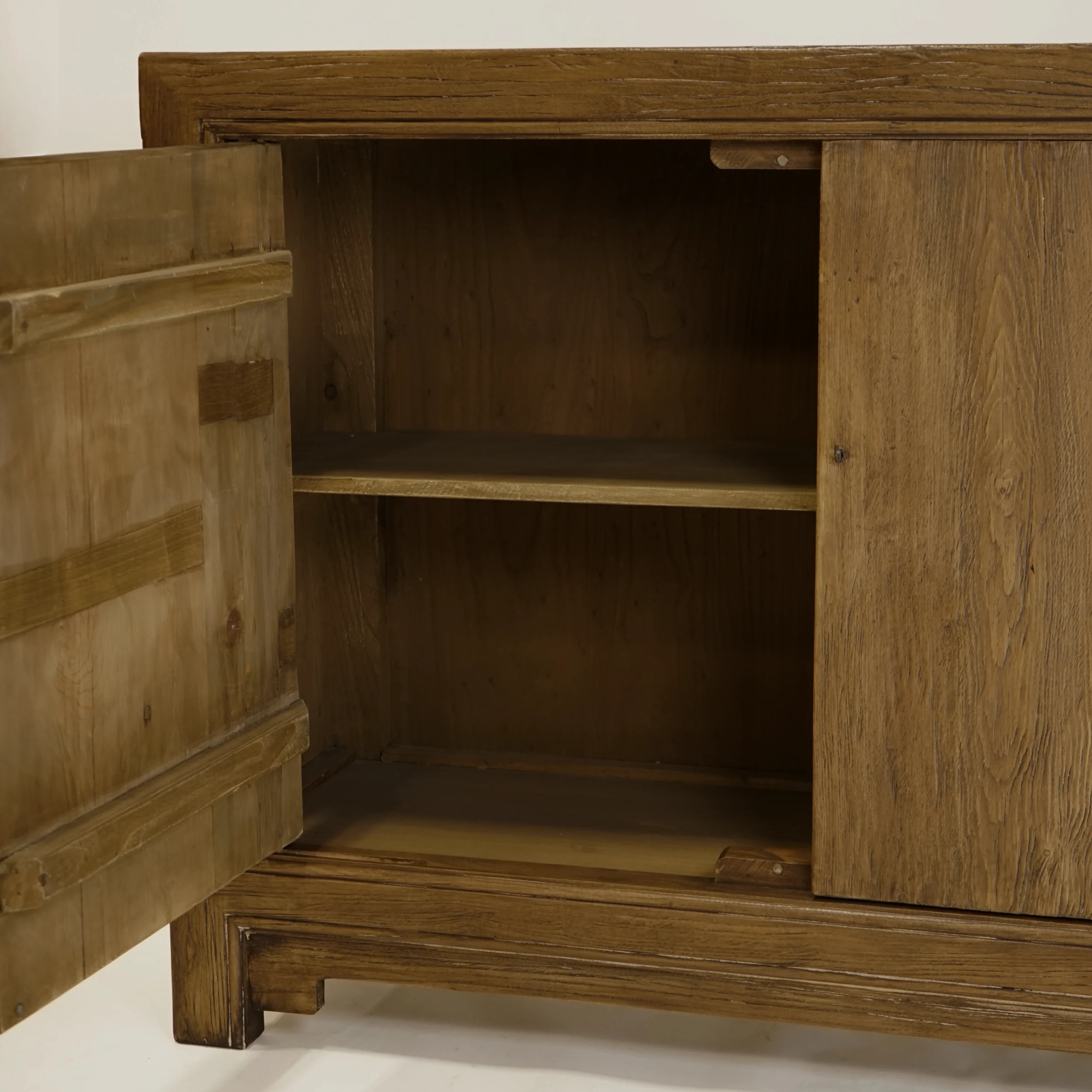 Winslow Cabinet - Image 3