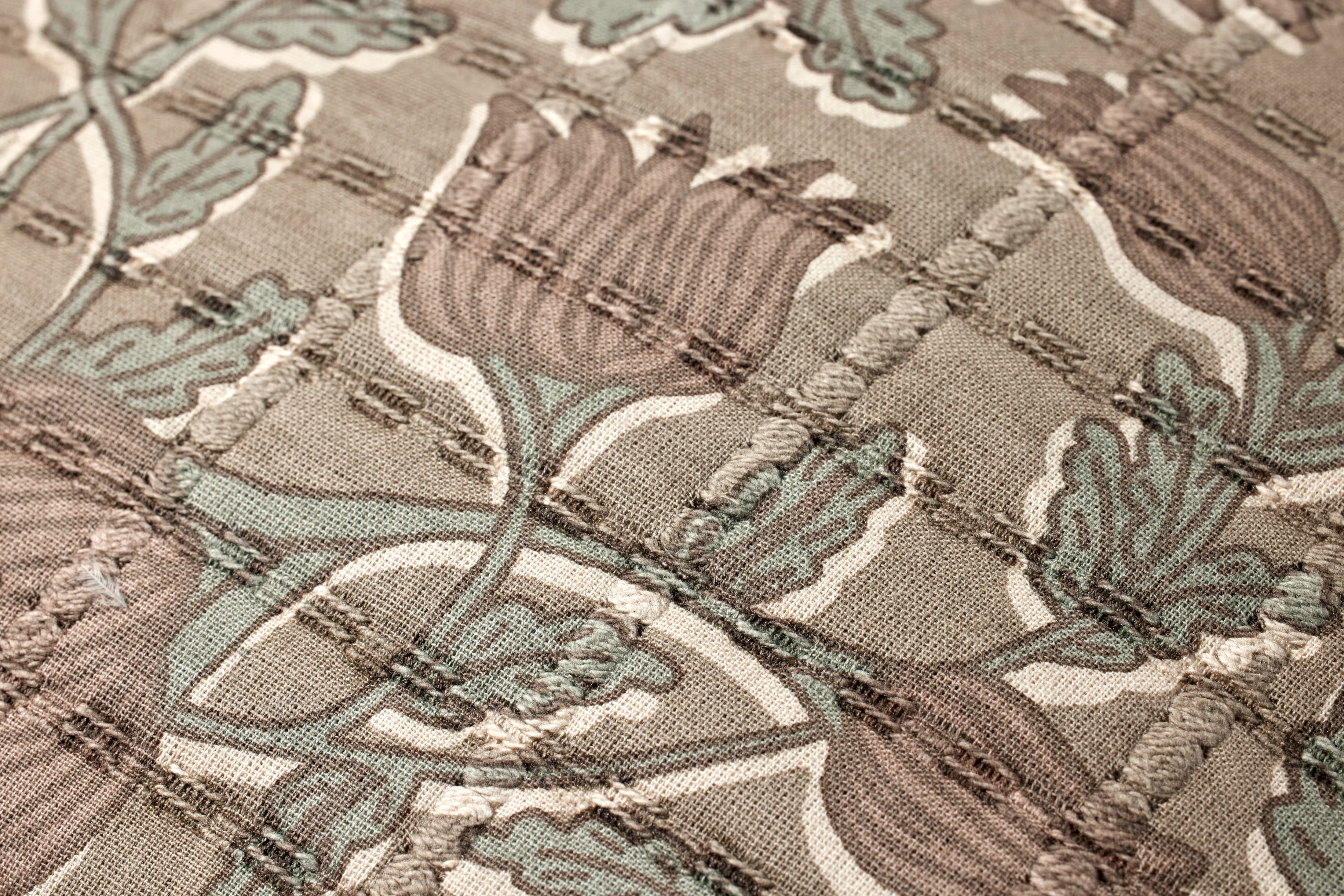 Jean Stoffer x Loloi, Rosalie Pillow - Image 3