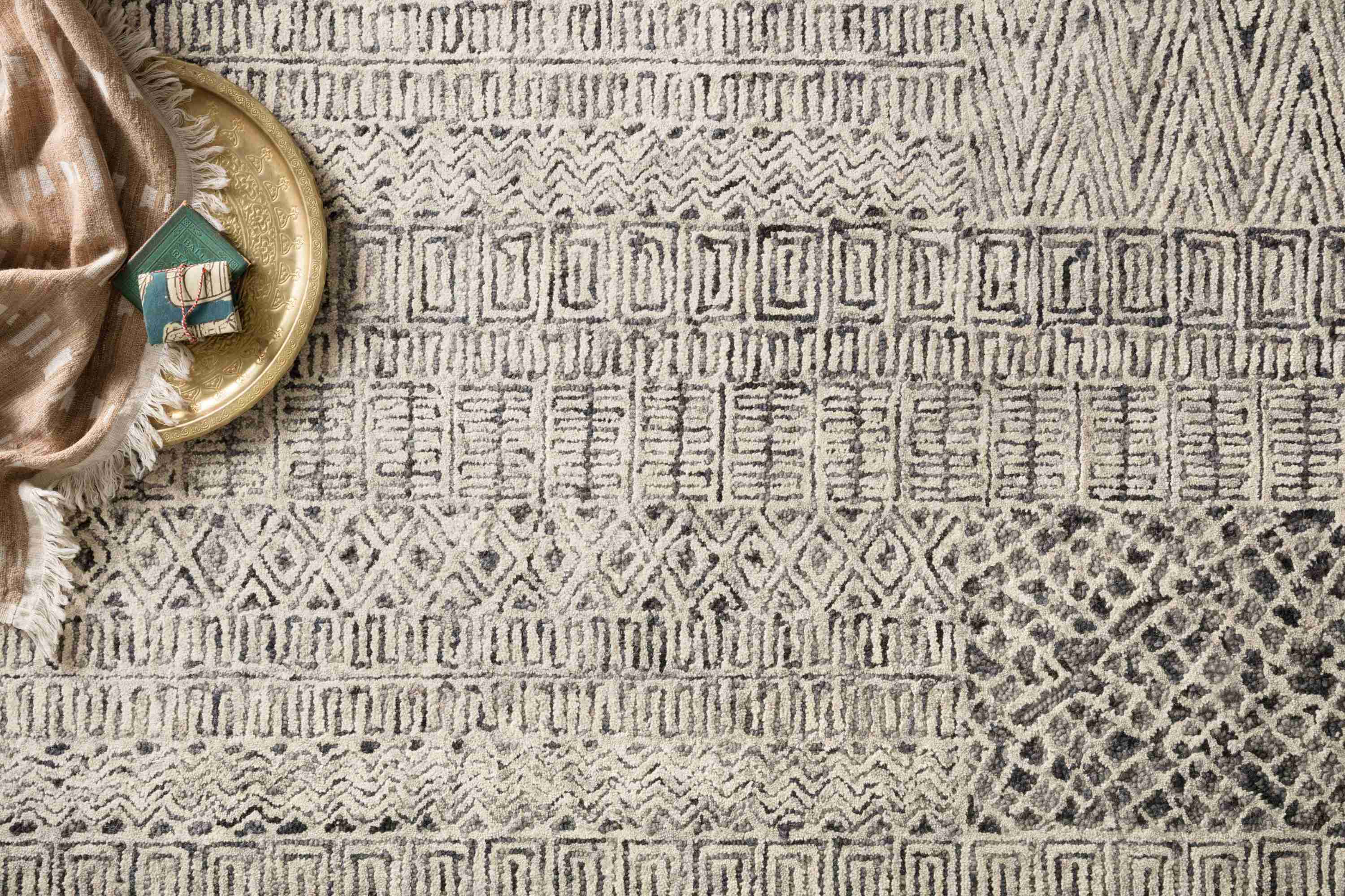 Peregrine Charcoal Rug - Image 3