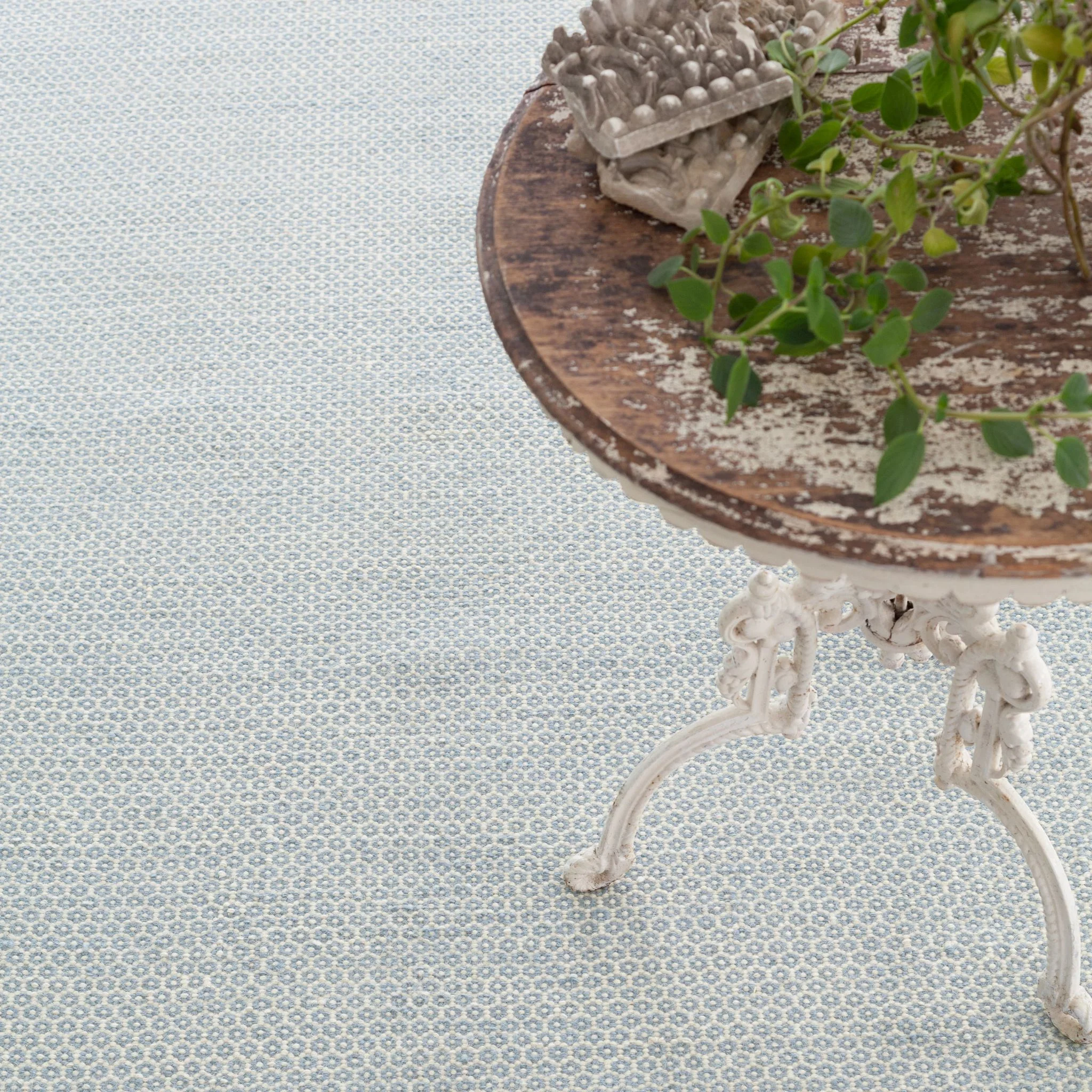 Honeycomb French Blue/Ivory Handwoven Wool Rug - Image 2