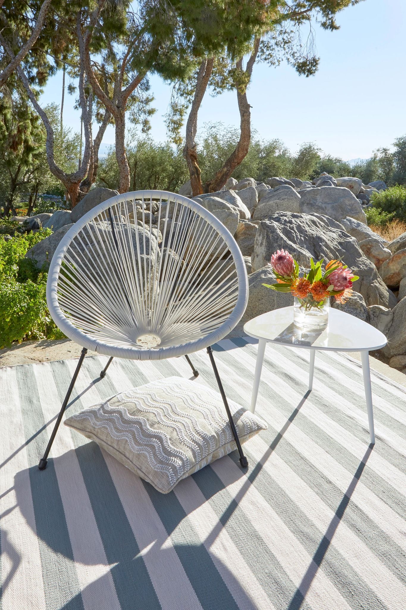 Catamaran Stripe Light Blue/Ivory Handwoven Indoor/Outdoor Rug - Image 3