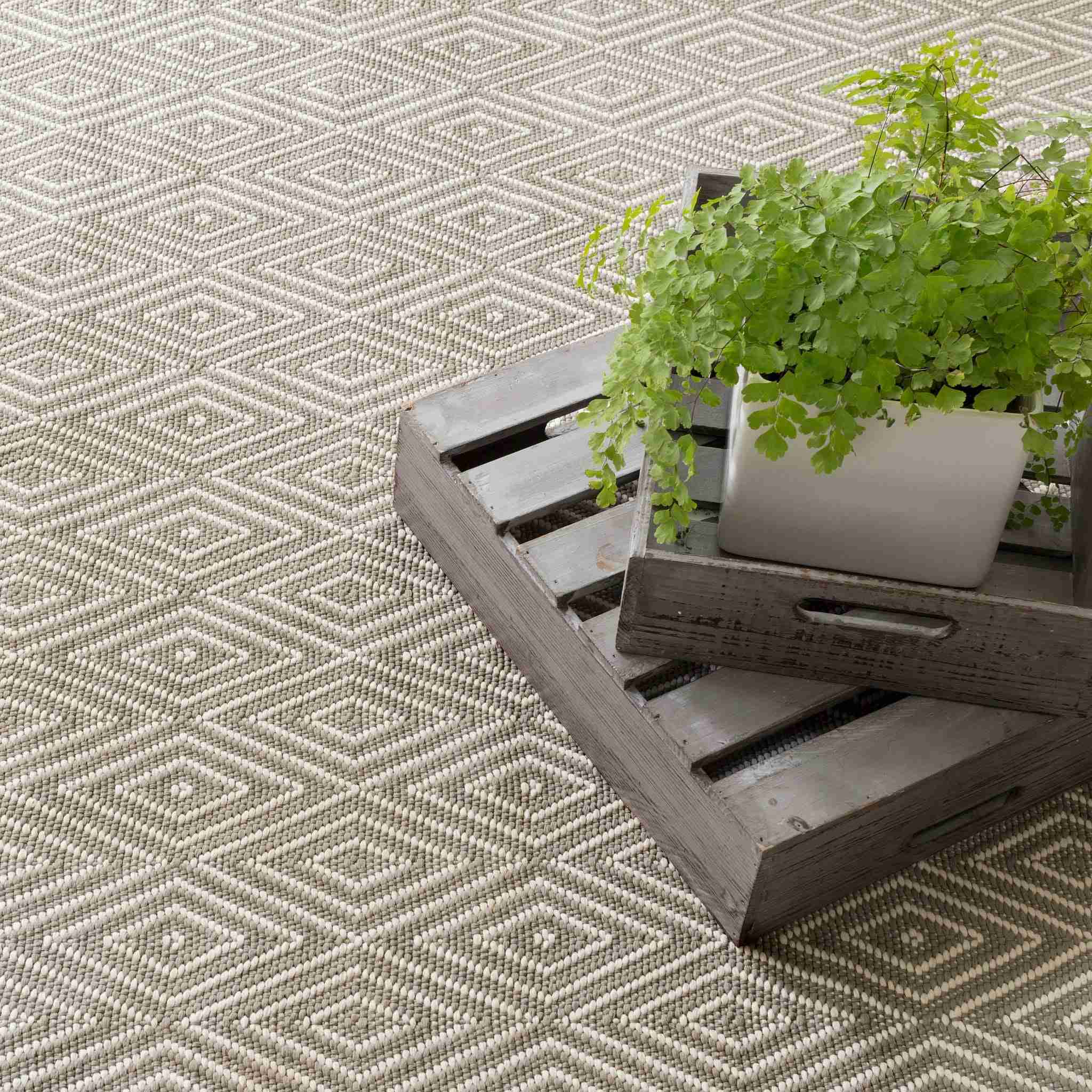 Diamond Fieldstone/Ivory Handwoven Indoor/Outdoor Rug - Image 2