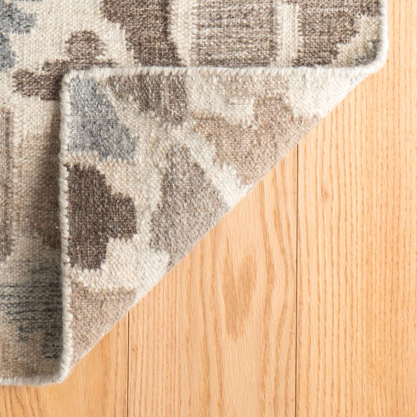 Rufus Stone Kilim Natural Handwoven Wool Rug - Image 3