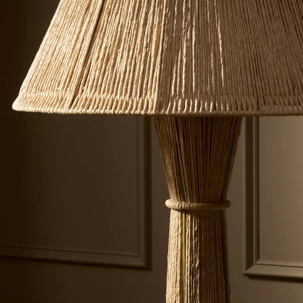 Messa Floor Lamp - Image 3