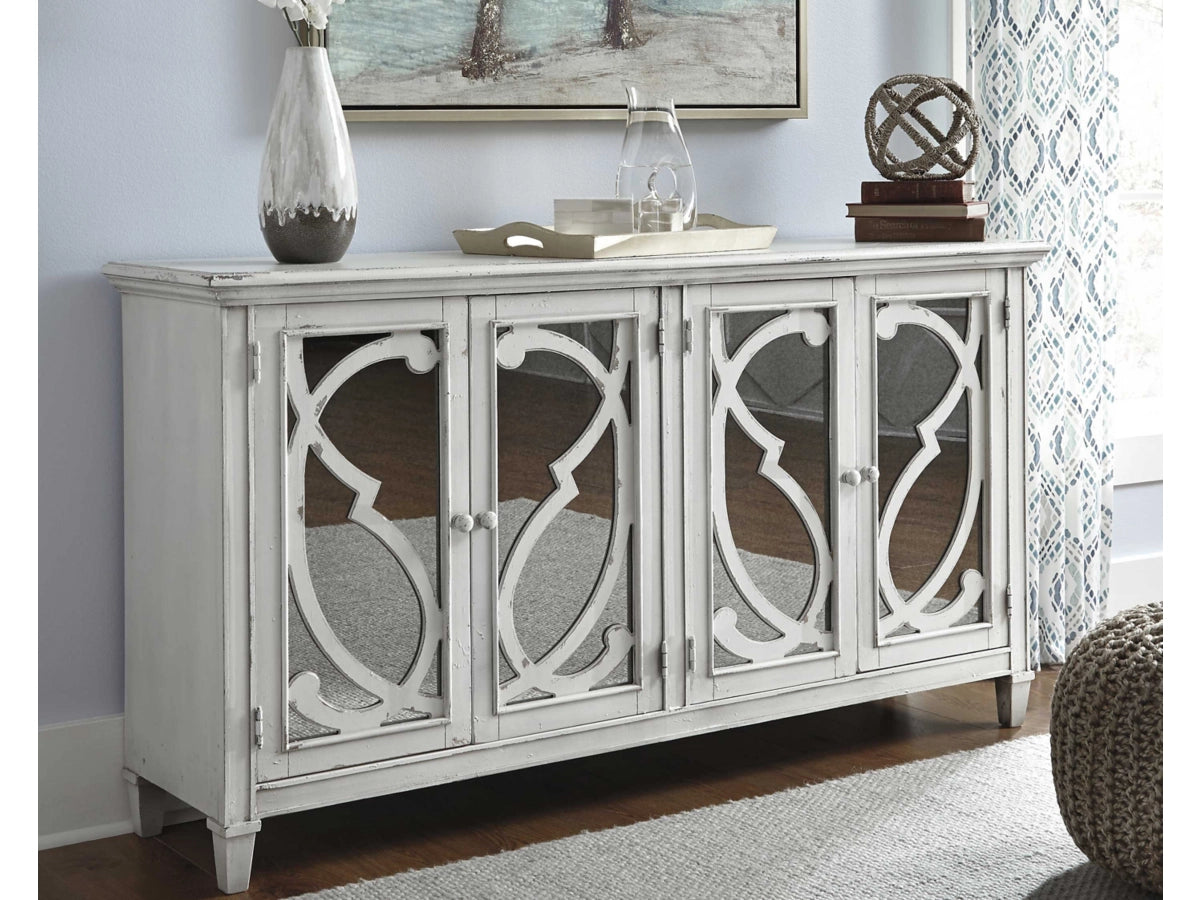 T505-562 Ashley Accent Table/Mirimyn