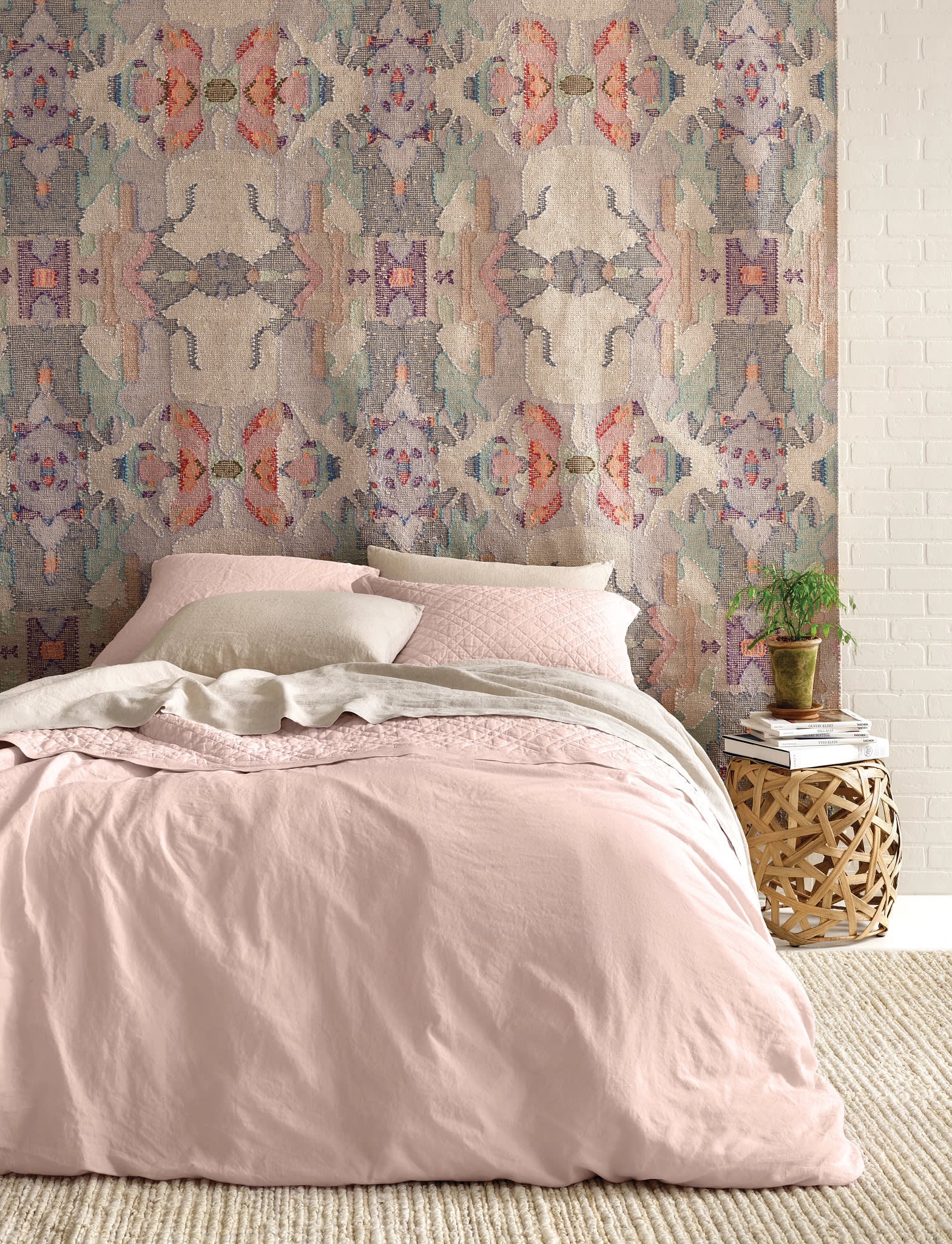 Lush Linen Slipper Pink Duvet Cover - Image 2