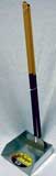 Four Paws Dog Spade Set Large  9.5  x 10  x 38 - Image 1