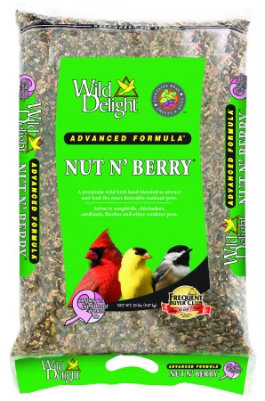 Wild Delight Nut N  Berry  20 Lb - Image 1