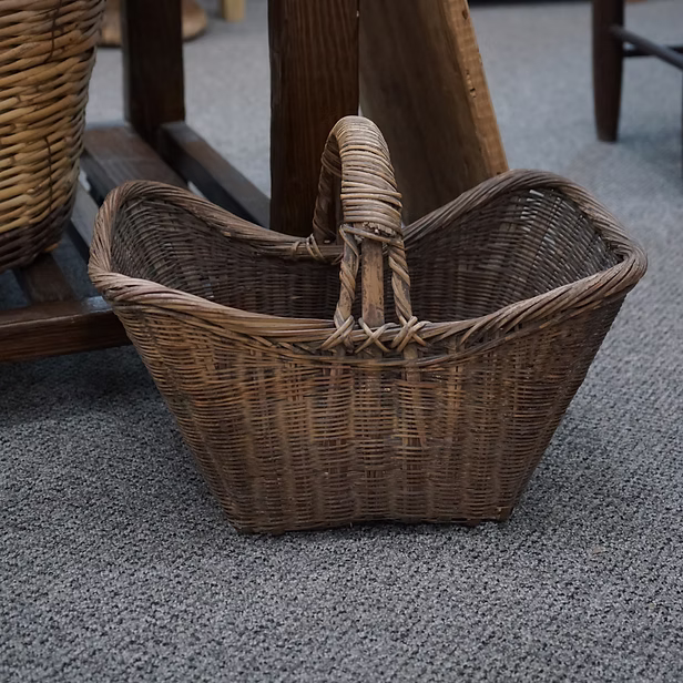 Goldie Vintage Basket - Image 2