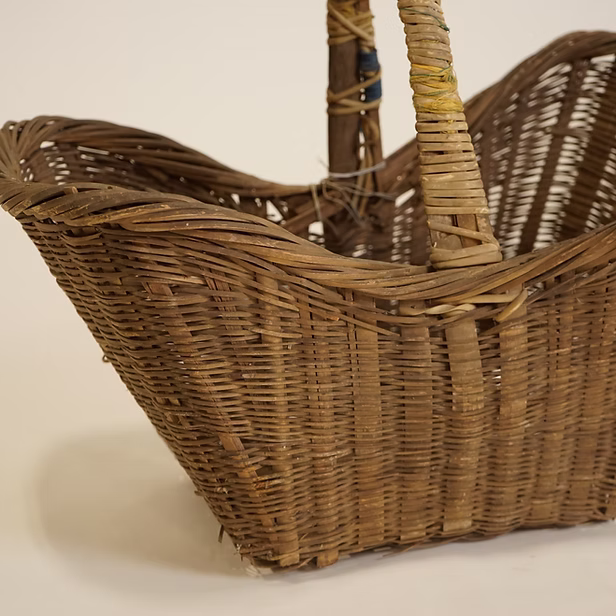 Goldie Vintage Basket - Image 3