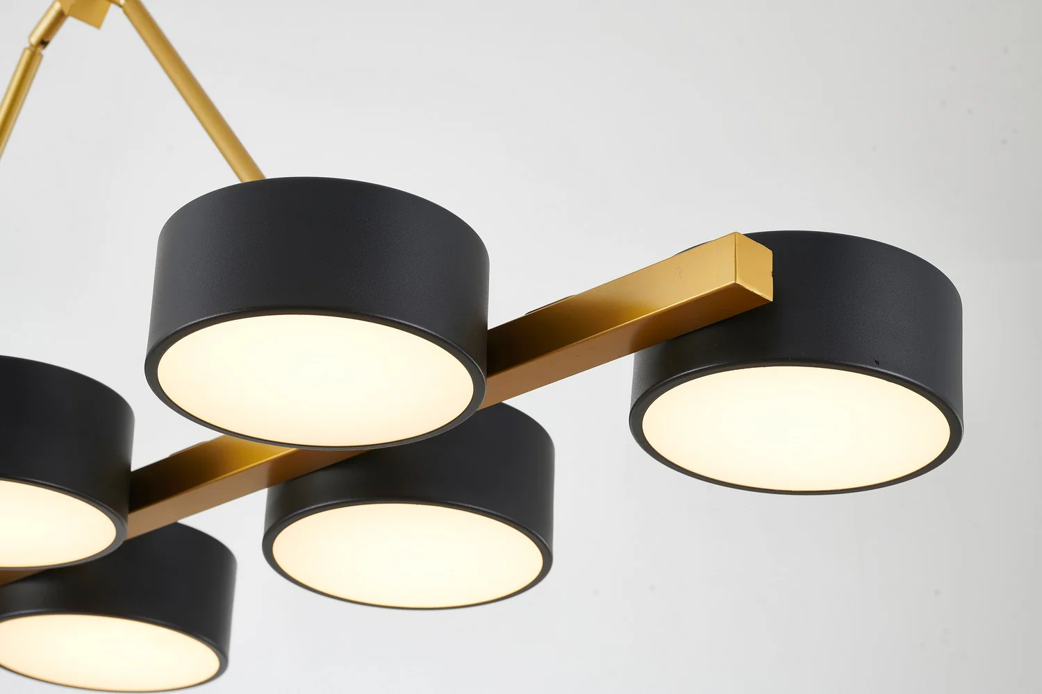 Pasco Chandelier - Image 3