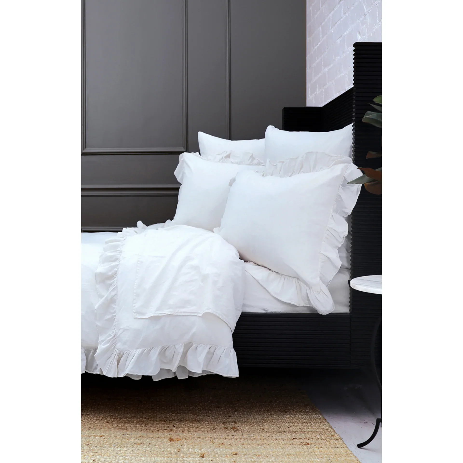 Dahlia Queen Ruffle Duvet Set, White - Image 2