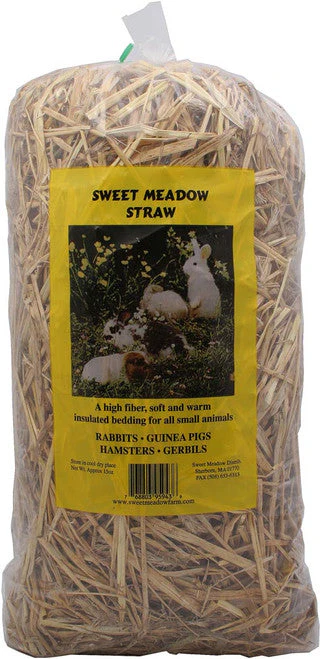 Sweet Meadow Farm Straw for Small Animals 15 oz - Image 1