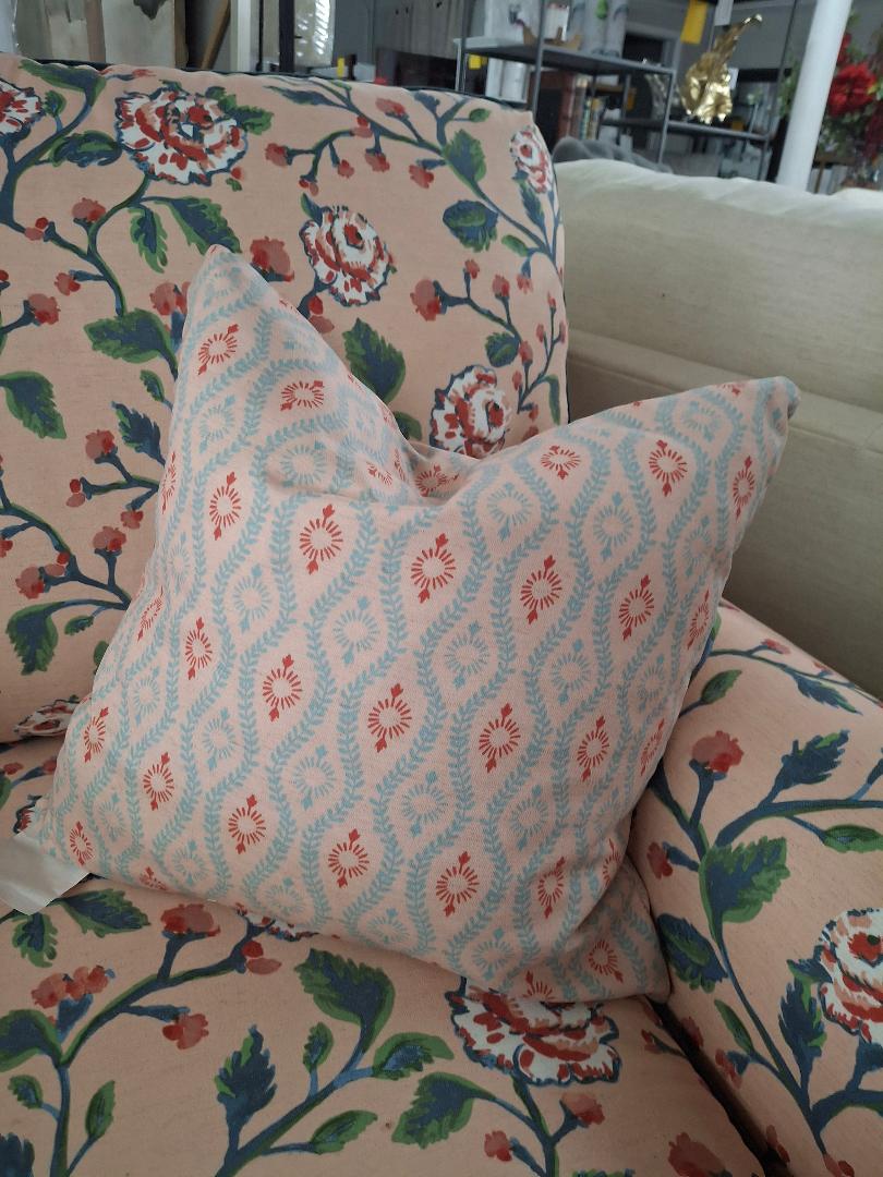 EBPLW6D-33328 Best Home Furnishings Erin & Ben Pillow 6D – BLUSH