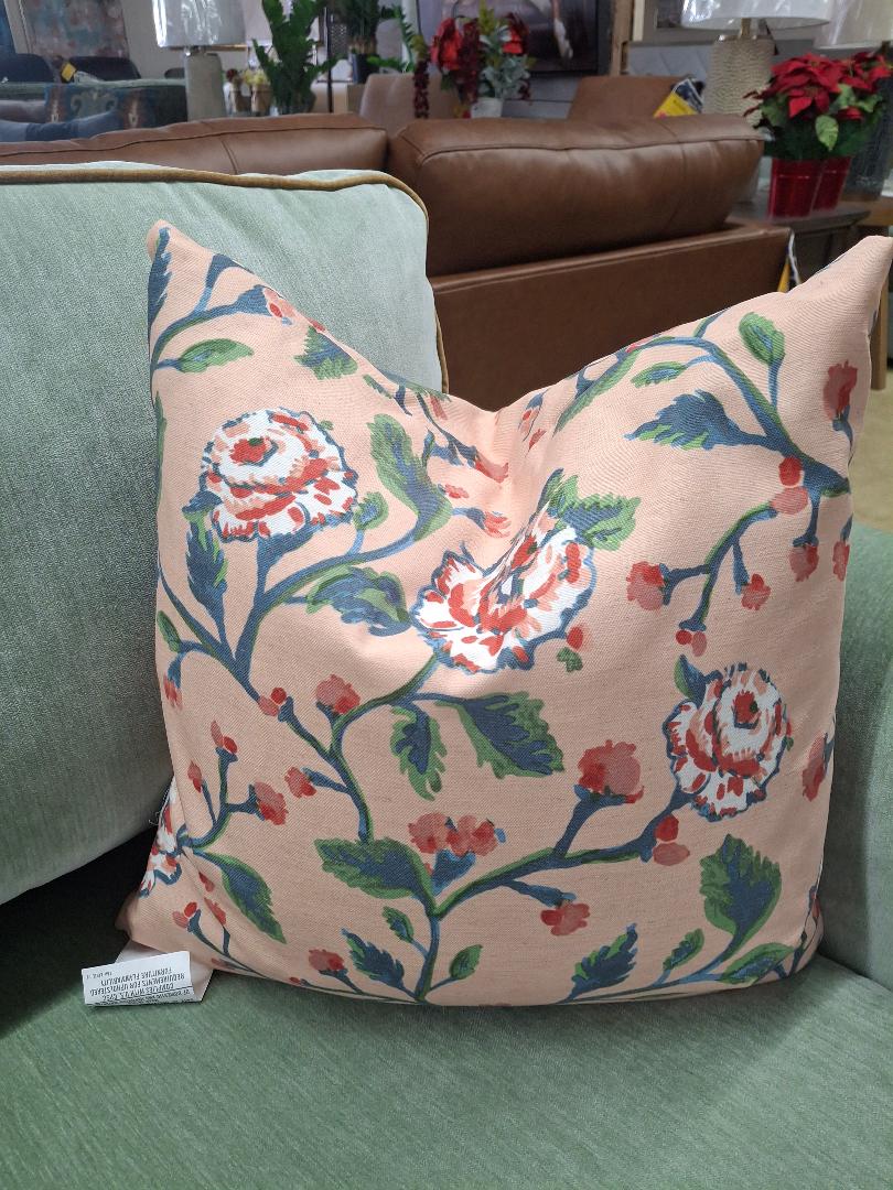 EBPLW6D-33248 Best Home Furnishings Erin & Ben Pillow 6D – BLUSH