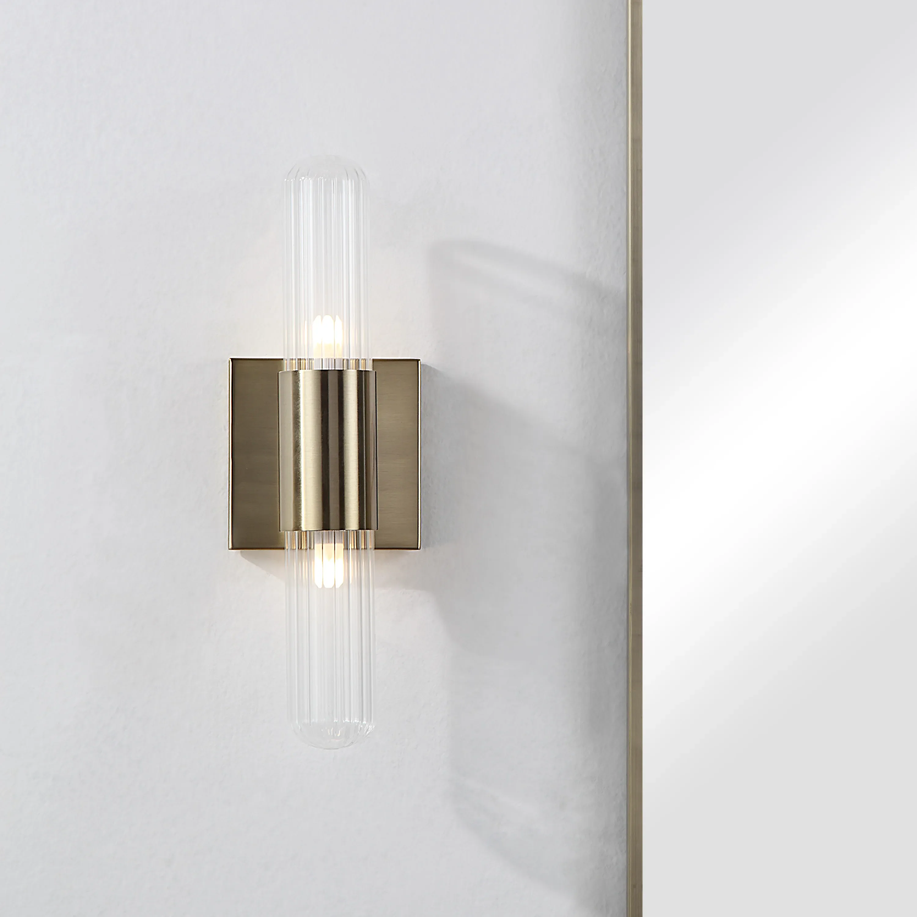 Sia Sconce - Image 2